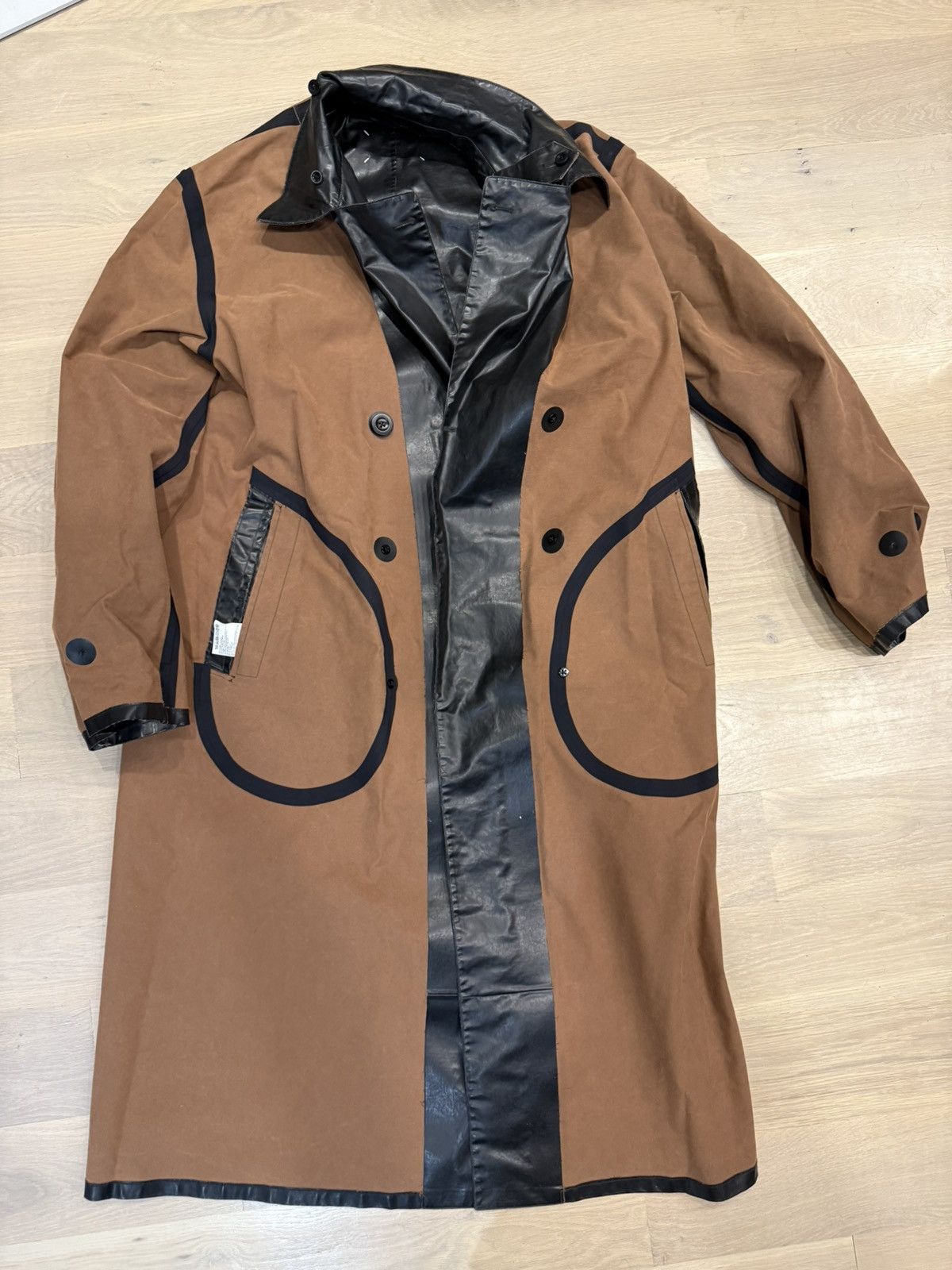 Maison Margiela Reversible Margiela waxed trench coat Size US M / EU 48-50 / 2 - 3 Thumbnail