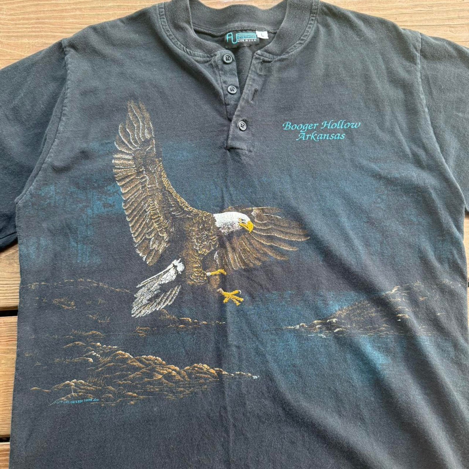 Vintage Vintage 90s Art Unlimited Eagle Nature Wrap Around Tee Size US L / EU 52-54 / 3 - 3 Thumbnail