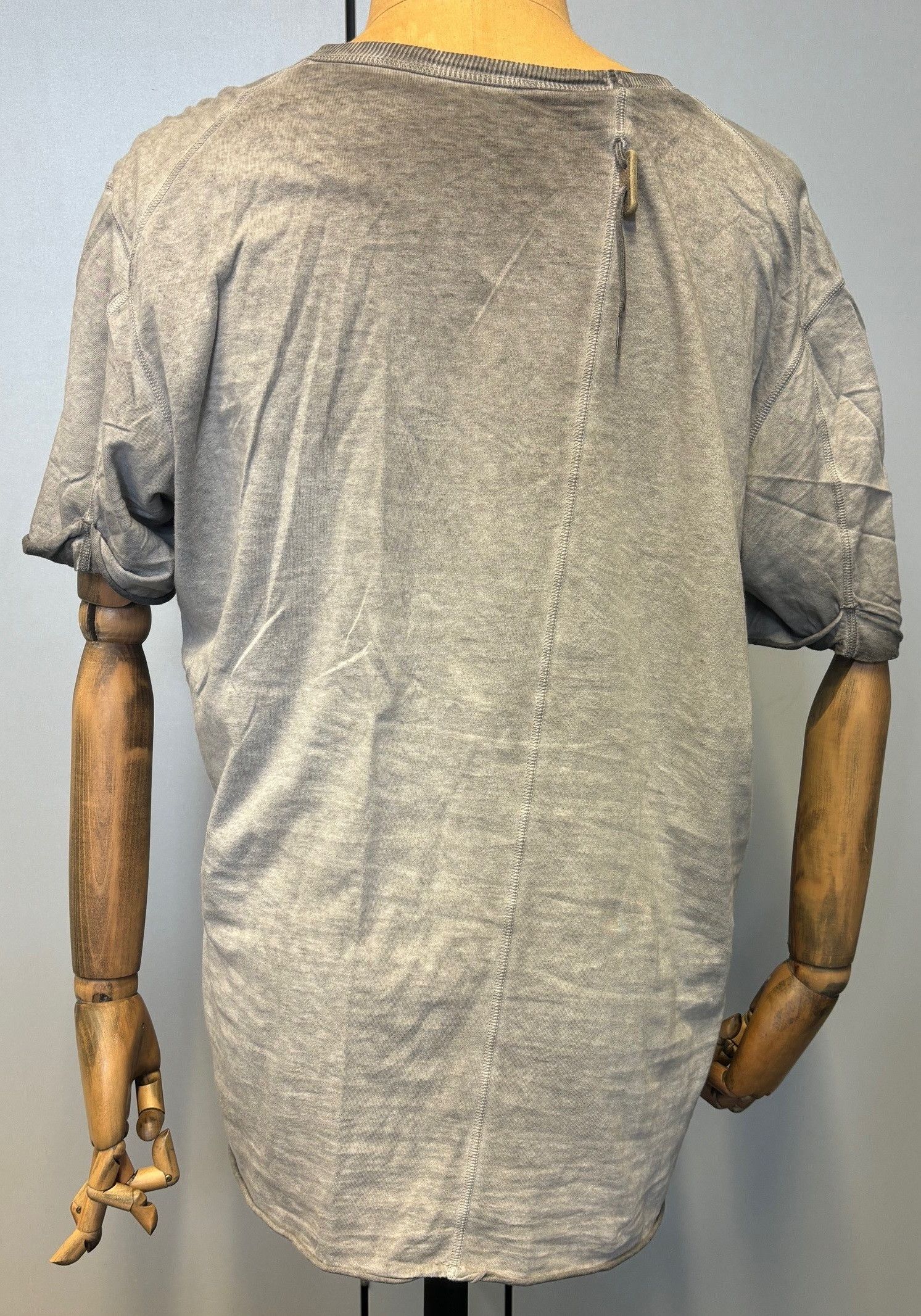 Boris Bidjan Saberi Boris Bidjan Saberi T-Shirt Mainline grey Size US XL / EU 56 / 4 - 3 Thumbnail
