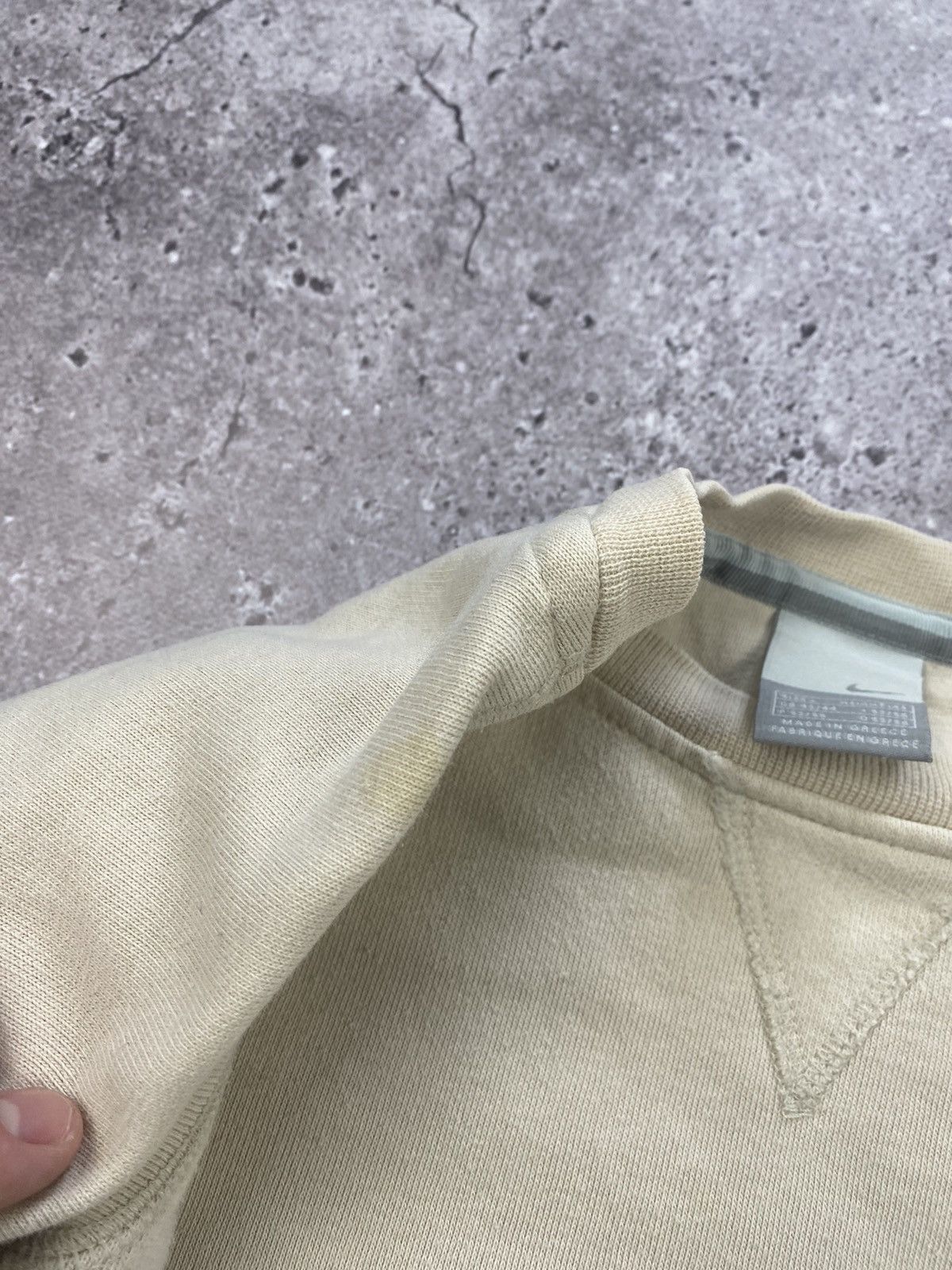Nike × Vintage VINTAGE Y2K NIKE SWEATSHIRT CREWNECK MINI SWOOSH Size US L / EU 52-54 / 3 - 7 Thumbnail