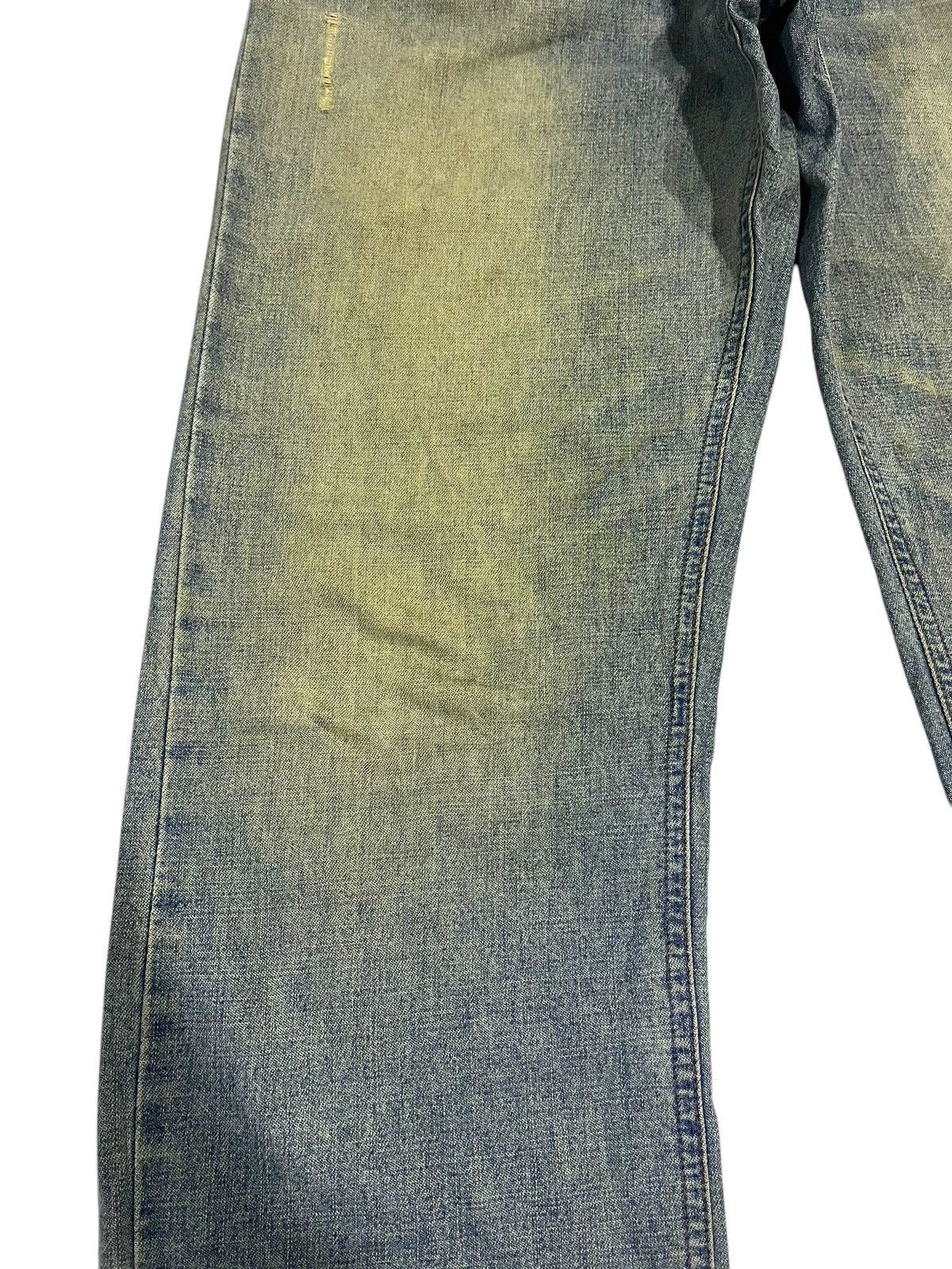 If Six Was Nine × Japanese Brand × Le Grande Bleu (L.G.B.) VINTAGE BURBERRY RUSTY BLUE WASH DISTRESSED DENIM Size US 32 / EU 48 - 3 Thumbnail