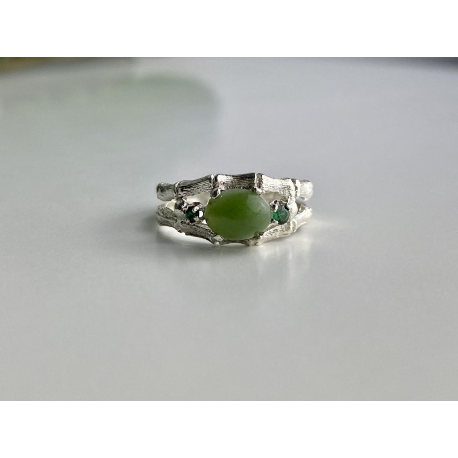 Jewelry 925 STERLING SILVER NEPHRITE ( JADE ) & EMERALDS RING SIZE 8 Size ONE SIZE - 12 Thumbnail