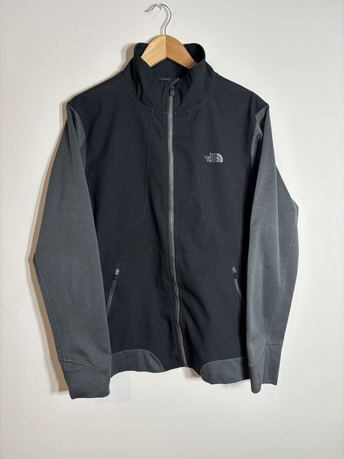 The North Face The North Face Full Zip Jacket Large Gorpcore Hiking Size US L / EU 52-54 / 3 - 1 Thumbnail