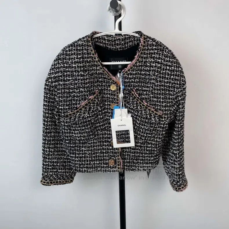 Chanel Chanel Tweed knitted coat Size XS / US 0-2 / IT 36-38 - 1 Thumbnail