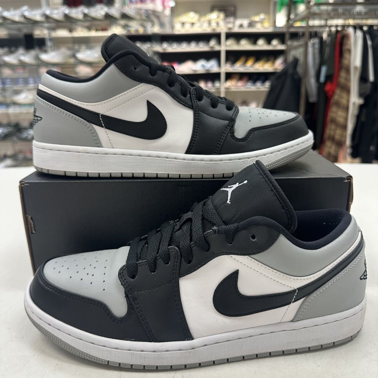 Jordan Brand Size 10.5 - Jordan 1 Low Shadow Toe - 553558-053 Size US 10.5 / EU 43-44 - 1 Thumbnail