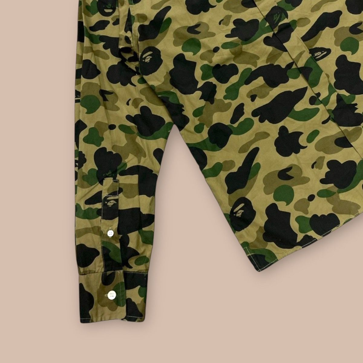 Bape A Bathing Ape 1st Camo Button-up L/S Shirt Size US S / EU 44-46 / 1 - 11 Thumbnail