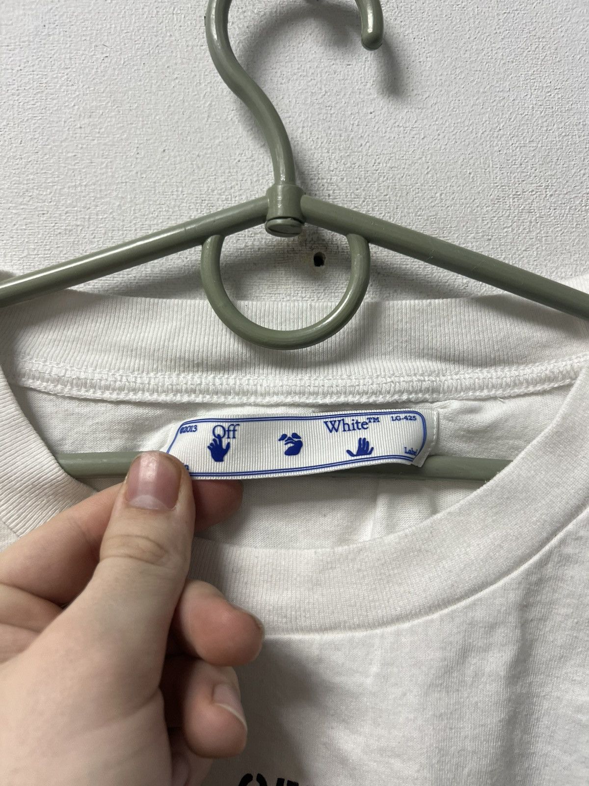 Off-White Off White T-shirt Big Logo Luxury Size XL Size US XL / EU 56 / 4 - 11 Thumbnail