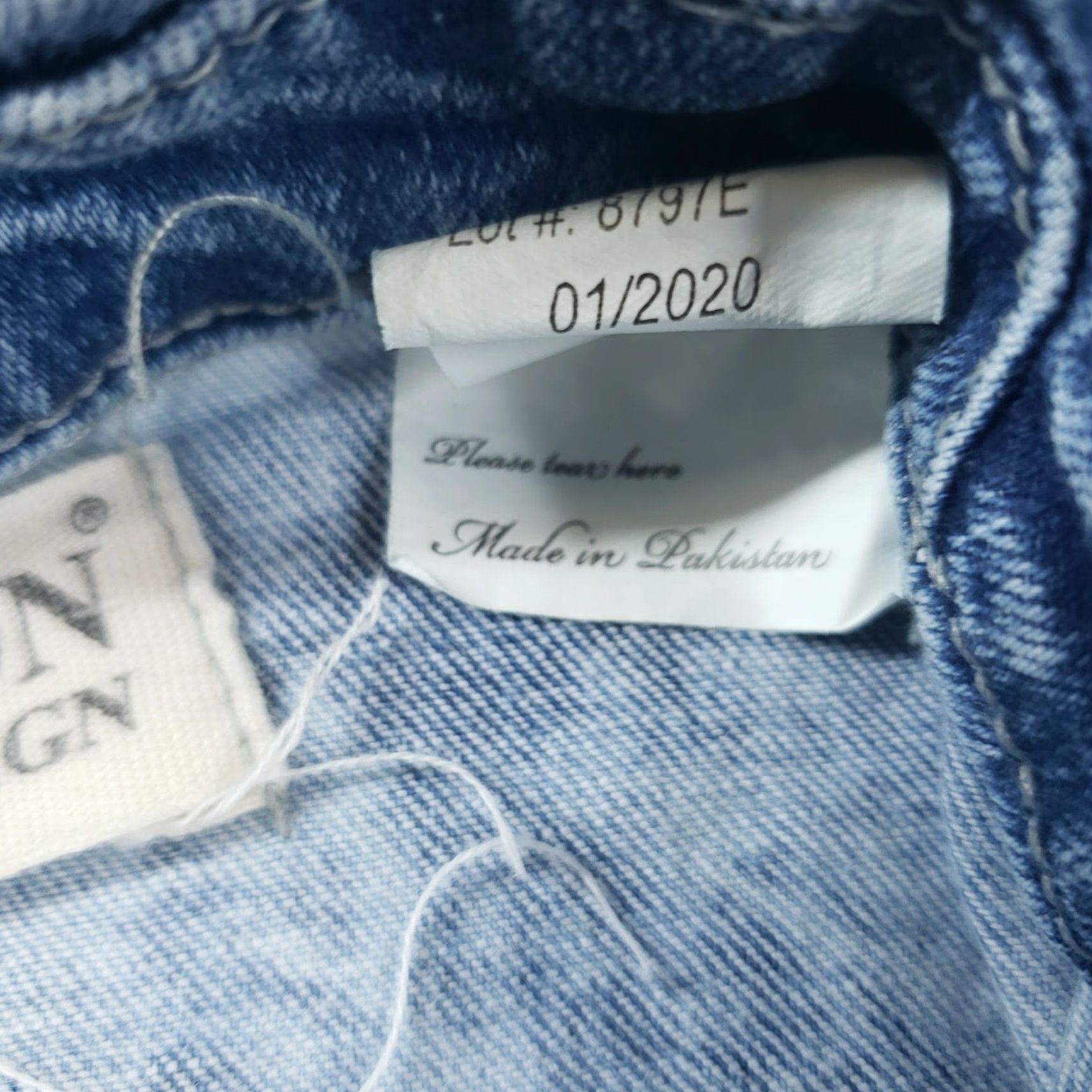Vintage Evolution In Design Blue Acid Wash Paint Denim Jacket Youth XL 18-20 Long Sleeve Button Down Casual Kids Size US XL / EU 56 / 4 - 7 Thumbnail
