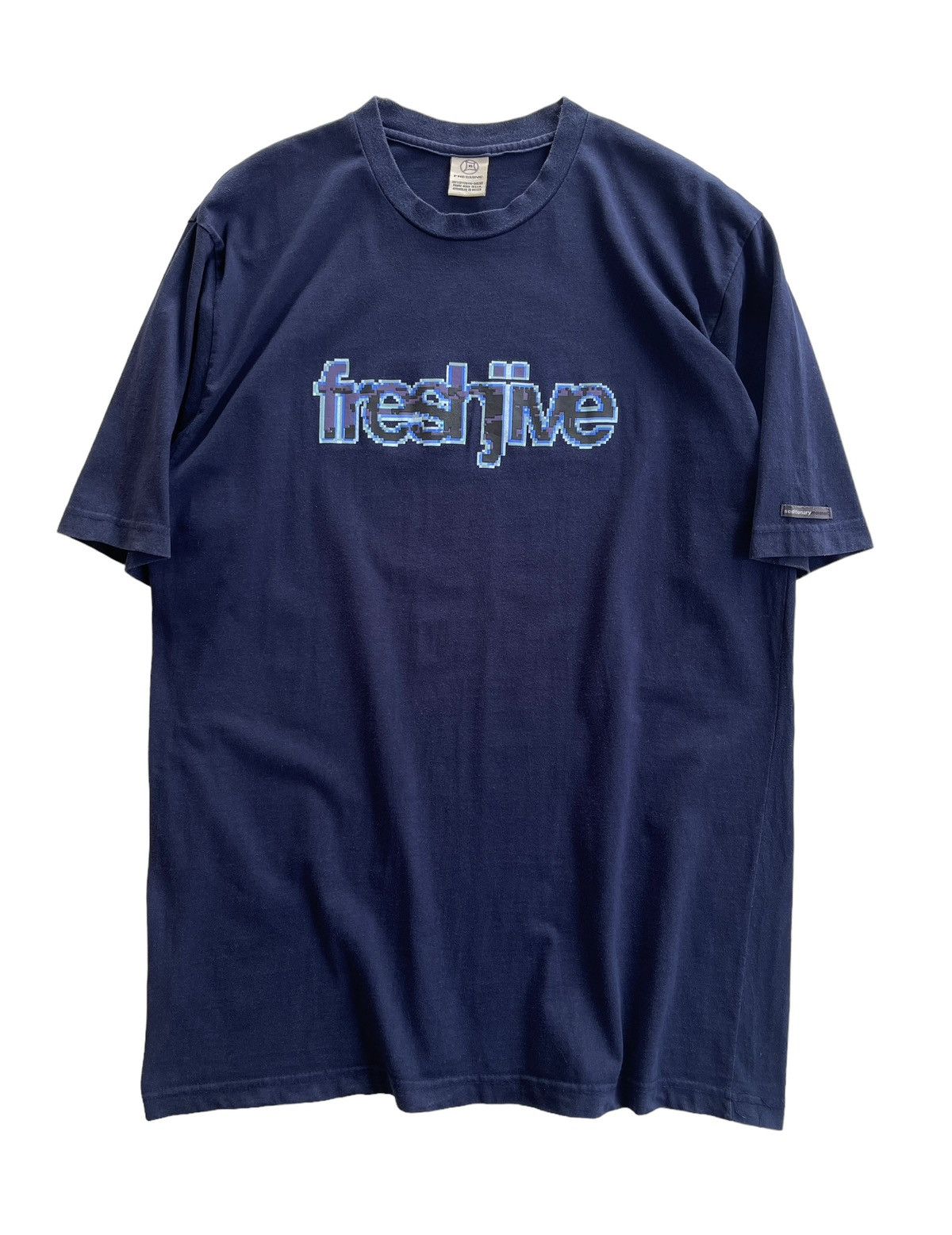 Freshjive Vintage Freshjive Spellout Logo Shirt Size US XL / EU 56 / 4 - 1 Thumbnail