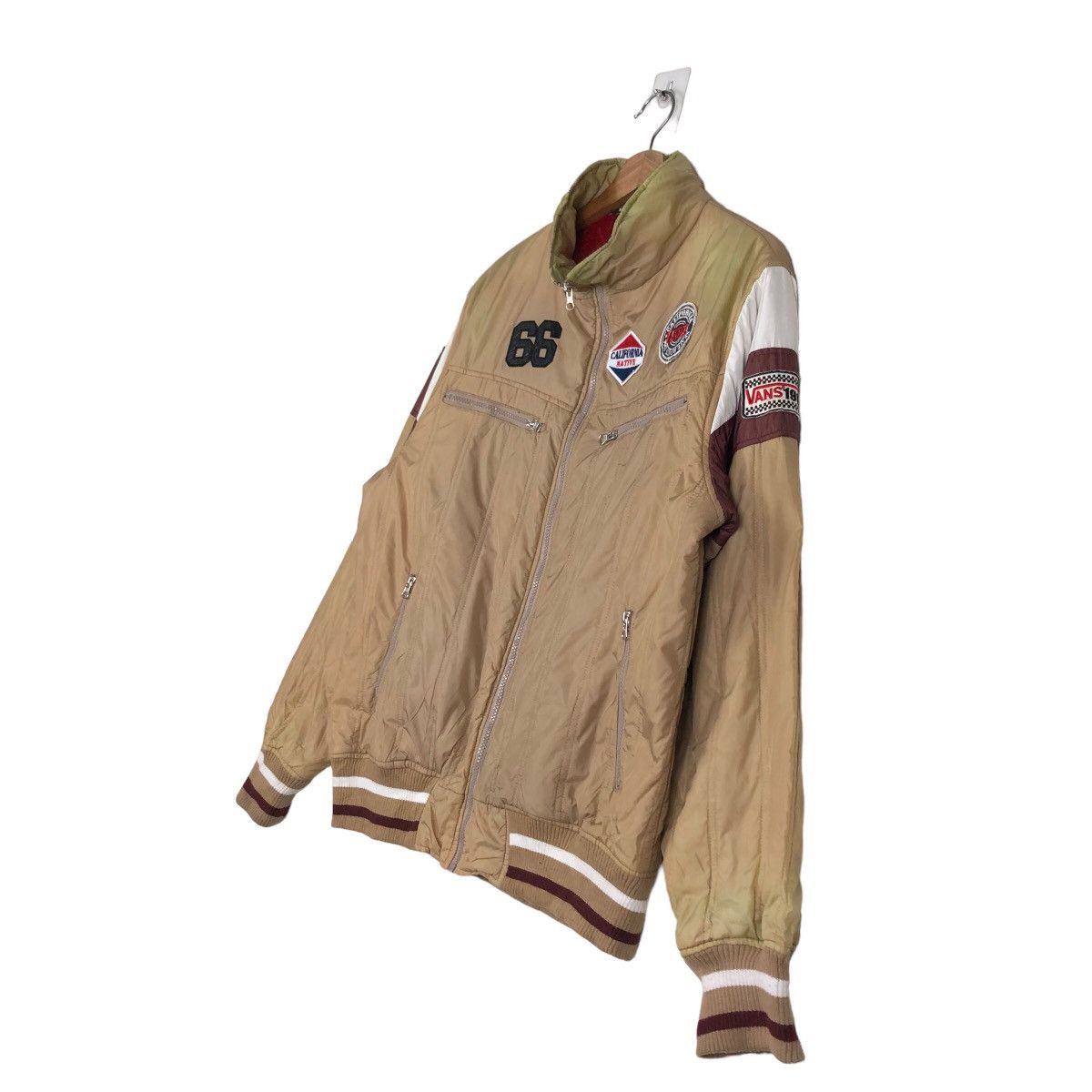 Japanese Brand 🔥Vintage Puffer Down Bomber Jacket Vans Skate Wear Design Size US L / EU 52-54 / 3 - 2 Thumbnail