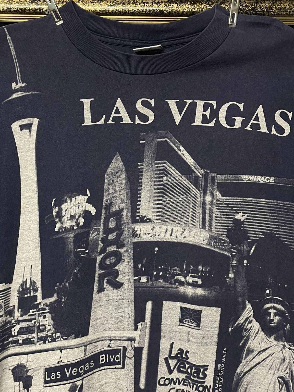 Vintage Rare Vintage 1998 Edwards Teez Iconic Las Vegas OVP Graphic Size US L / EU 52-54 / 3 - 3 Thumbnail