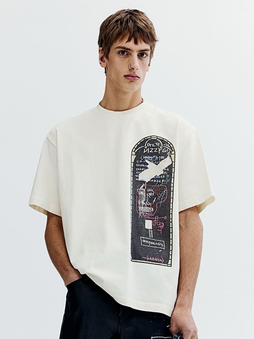H&M × Jean-Michel Basquiat × Who Decides War WHO DECIDES WAR x BASQUIAT x H&M RELAXED FIT T-SHIRT Size US S / EU 44-46 / 1 - 2 Thumbnail