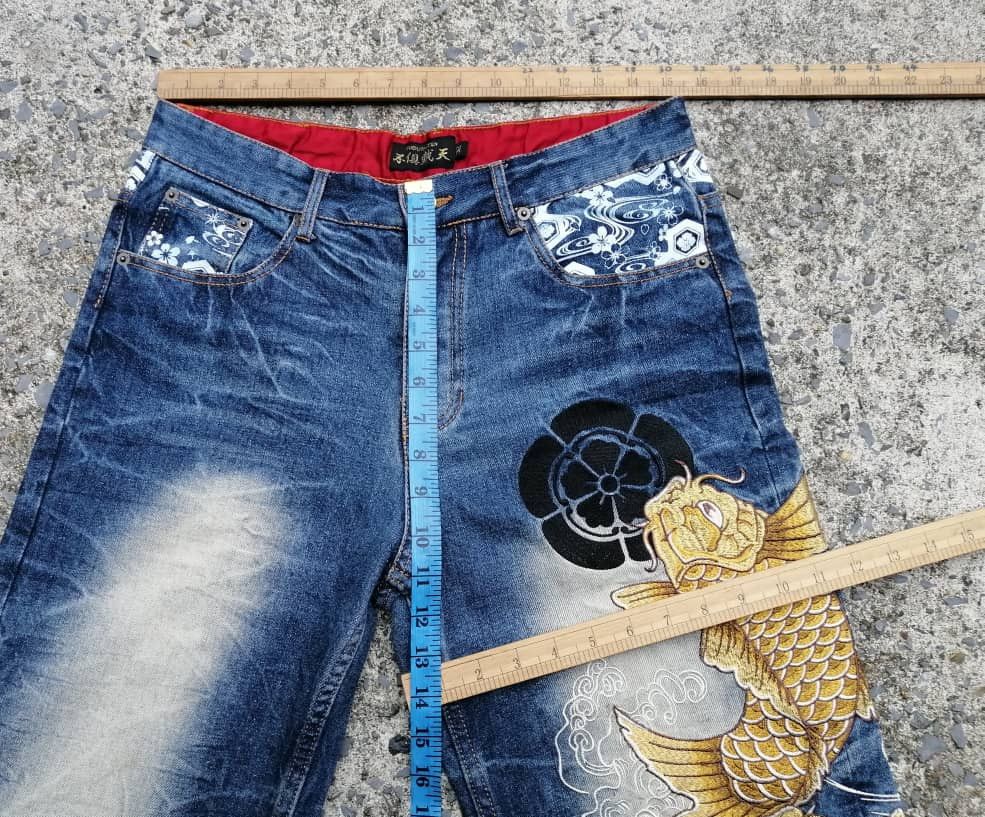 Designer × Japanese Brand Fugutaiten Wagara Koi Fish Embroidered Denim Jeans Size US 31 - 6 Thumbnail