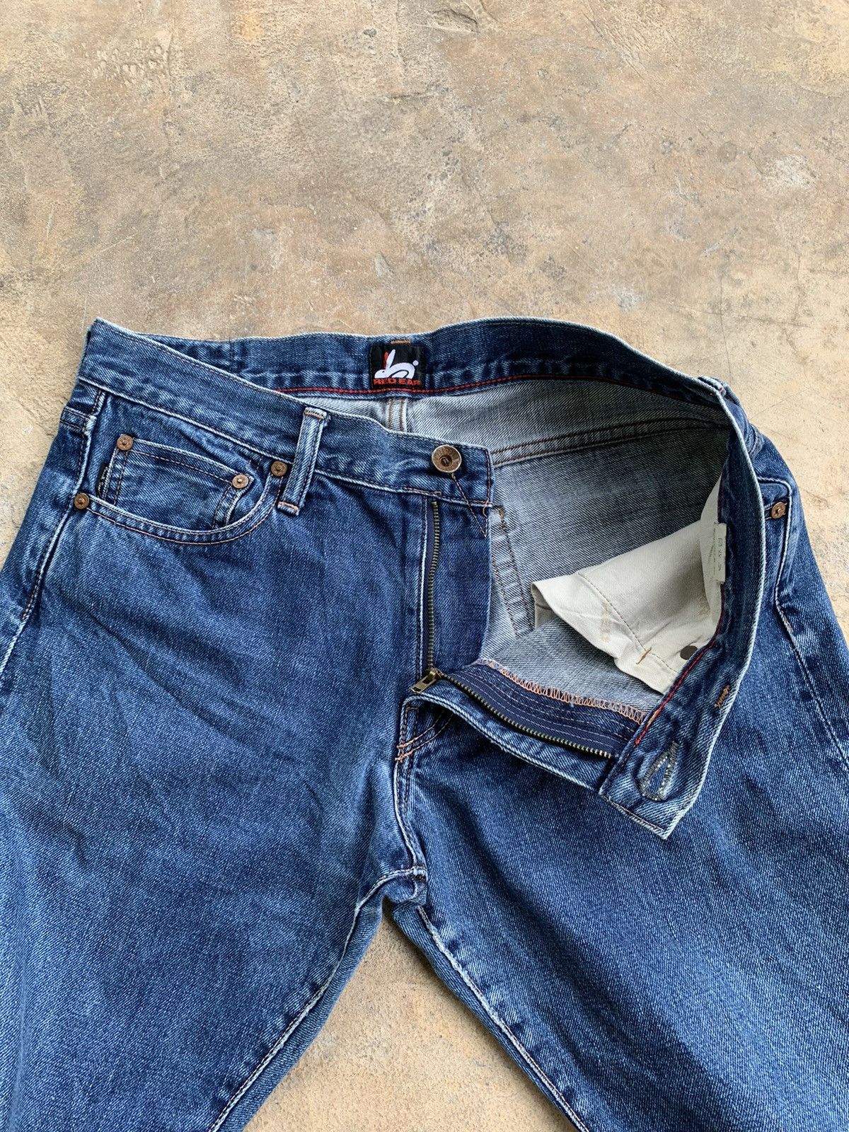 Japanese Brand × Paul Smith Red Ear Paul Smith Red Ear Selvedge Distressed Denim Size US 32 / EU 48 - 13 Thumbnail