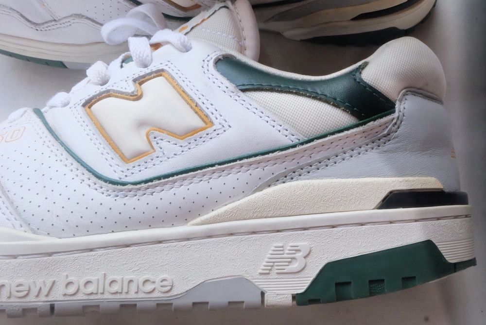 New Balance New Balance 550 White Nightwatch Green Size US 9 / EU 42 - 5 Thumbnail