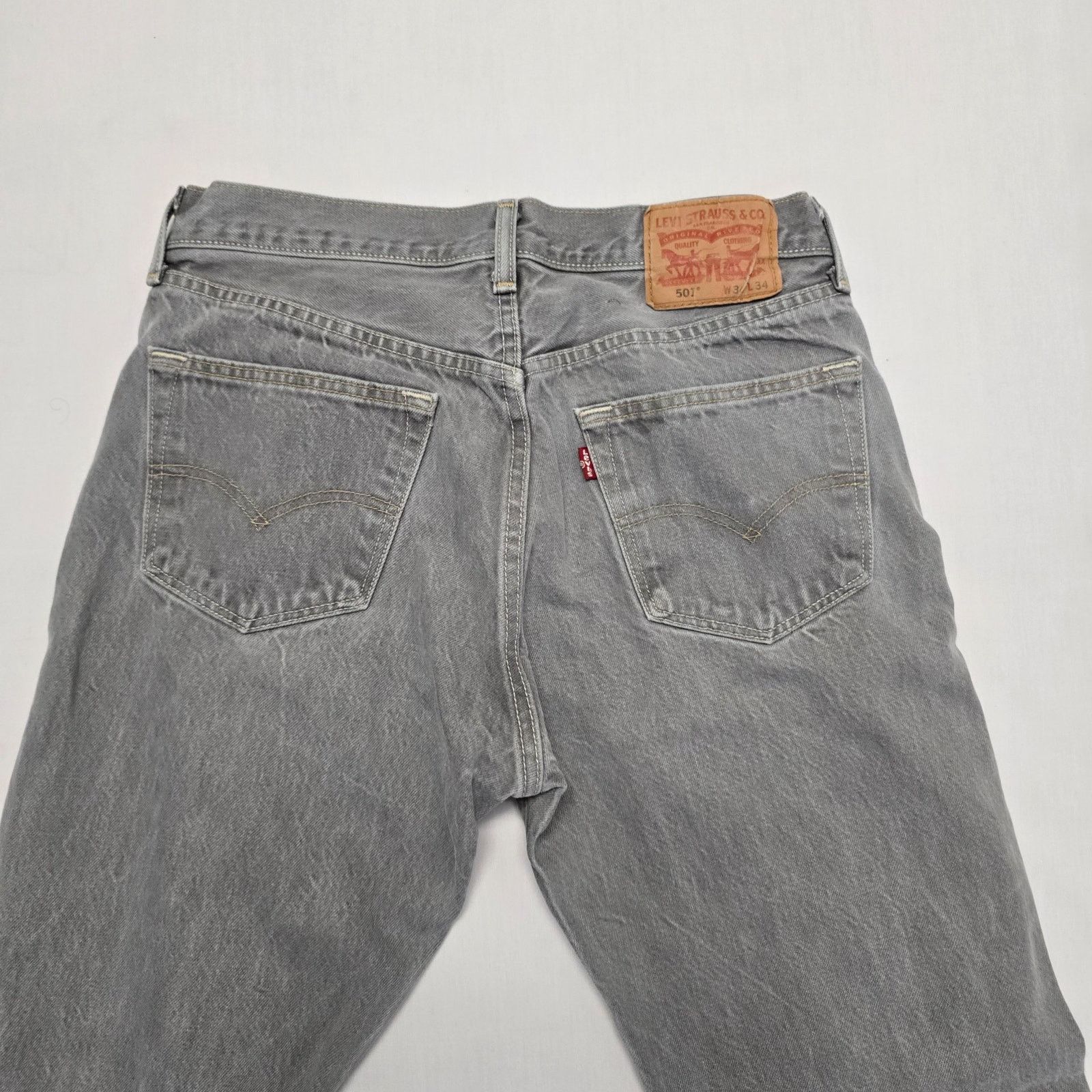 Levi's Levi's 501 Men's Gray Jeans 34x34 Distressed Vintage Style Size US 34 / EU 50 - 2 Thumbnail