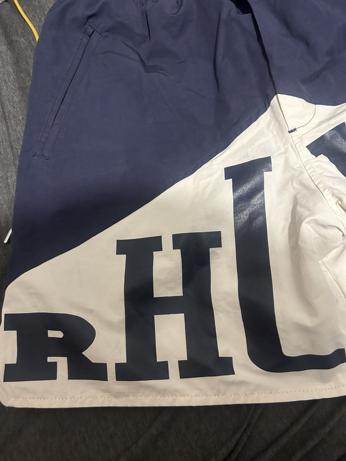 Rhude RHUDE Navy and Cream Yachting Short Size Large Size US 36 / EU 52 - 6 Thumbnail