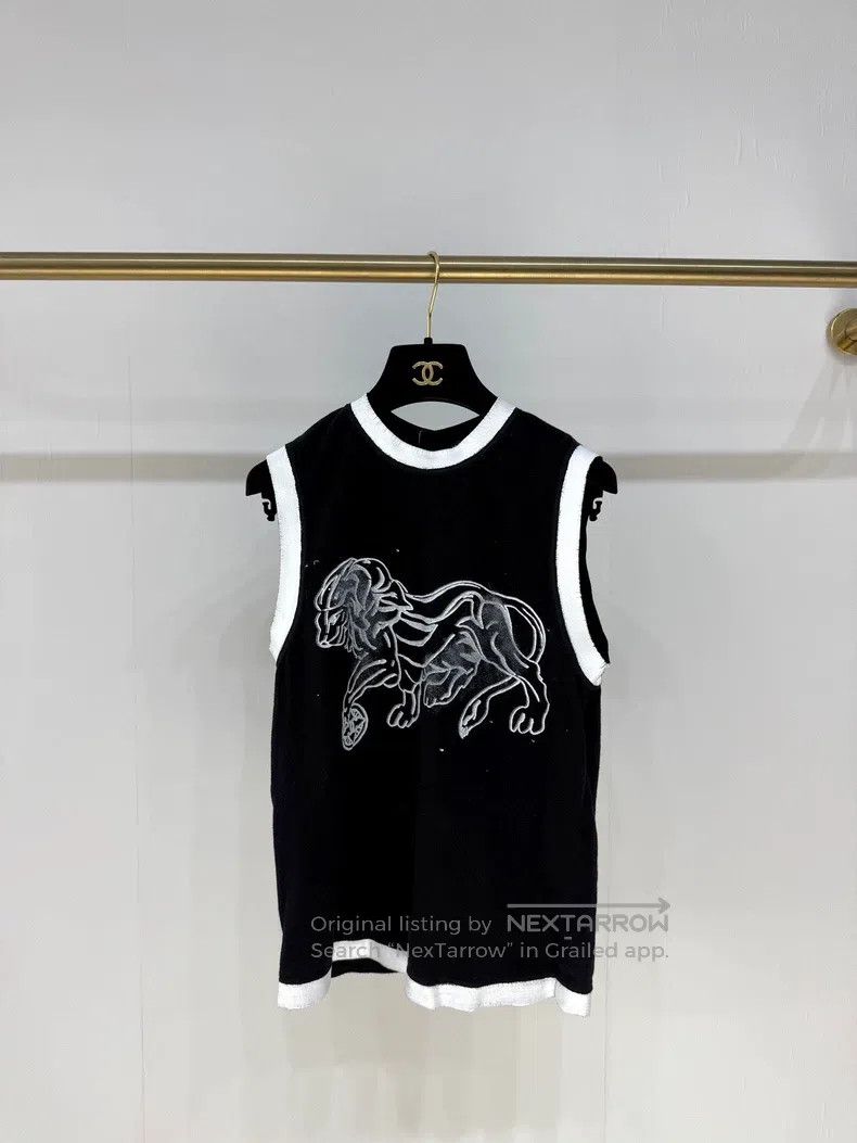 Chanel Chanel 22C Lion Vest Size XXS / US 00 / IT 34 - 1 Thumbnail