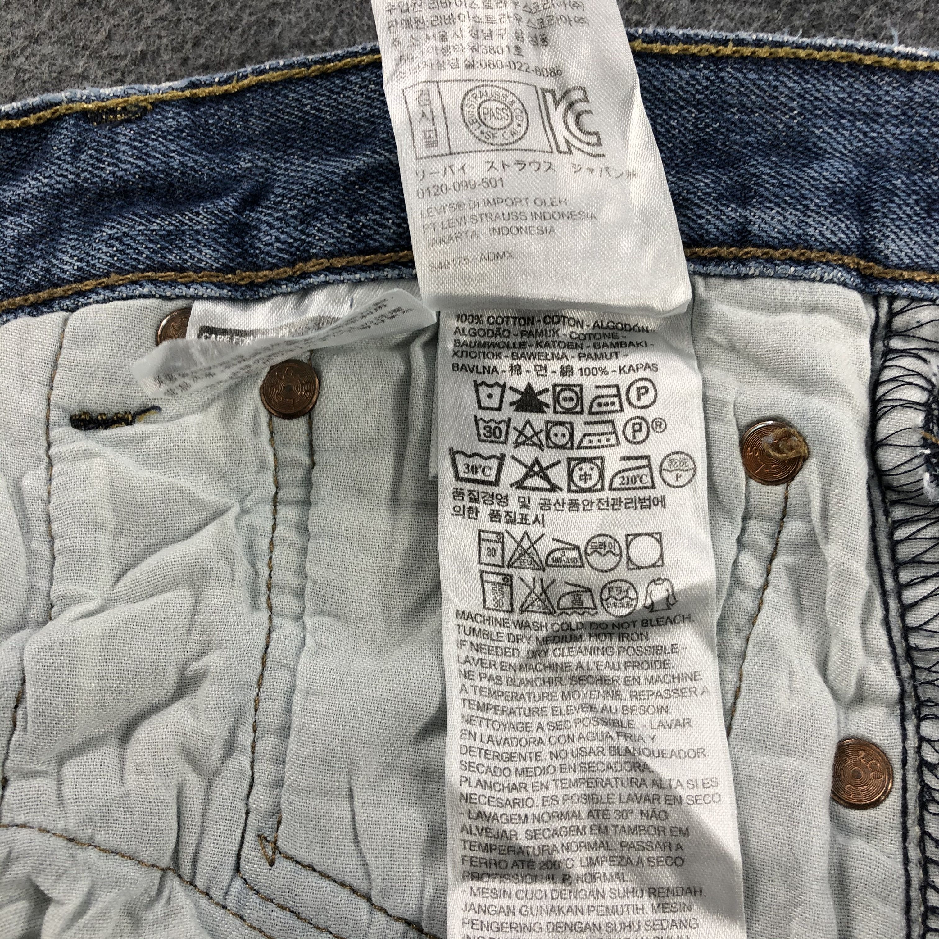 Levi's Vintage Blue Wash Levis 501 Jeans-J2208 Size US 33 - 18 Thumbnail