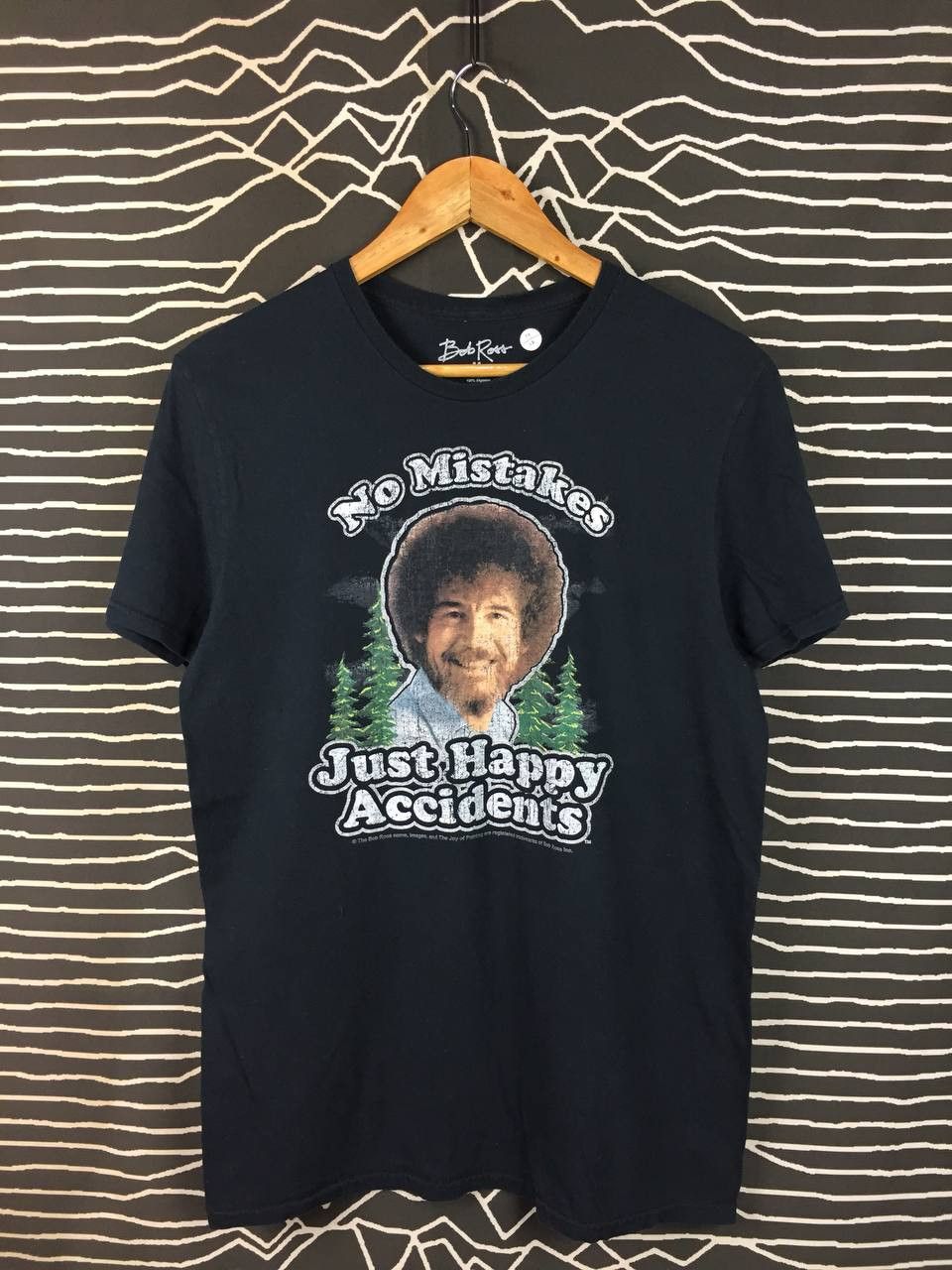 Vintage Bob Ross "No Mistakes,Just Happy Accidents" Graphic Tee Size US M / EU 48-50 / 2 - 1 Thumbnail