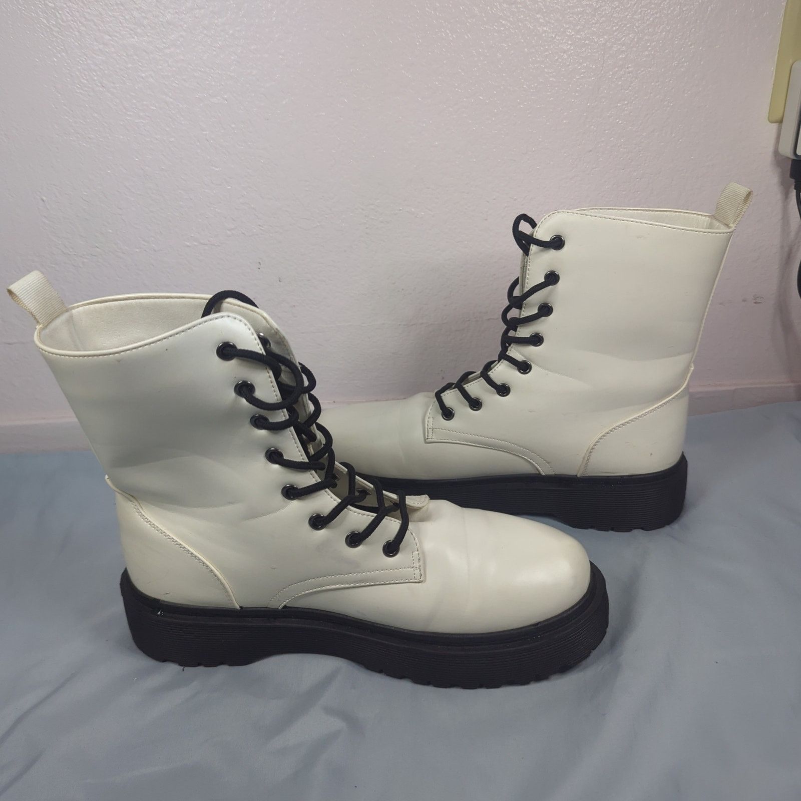Other Seven Dials Womens Tamika Lace-up White Boot Combat Size 11 Size US 11 / IT 41 - 7 Thumbnail
