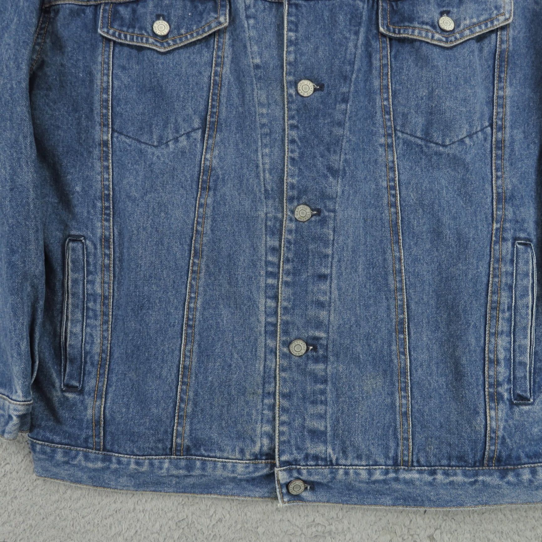 Gap VINTAGE Gap Jacket Mens M Denim Trucker Workwear Made in USA 80s 90s Biker Style, Distressed, Short. Size US M / EU 48-50 / 2 - 3 Thumbnail