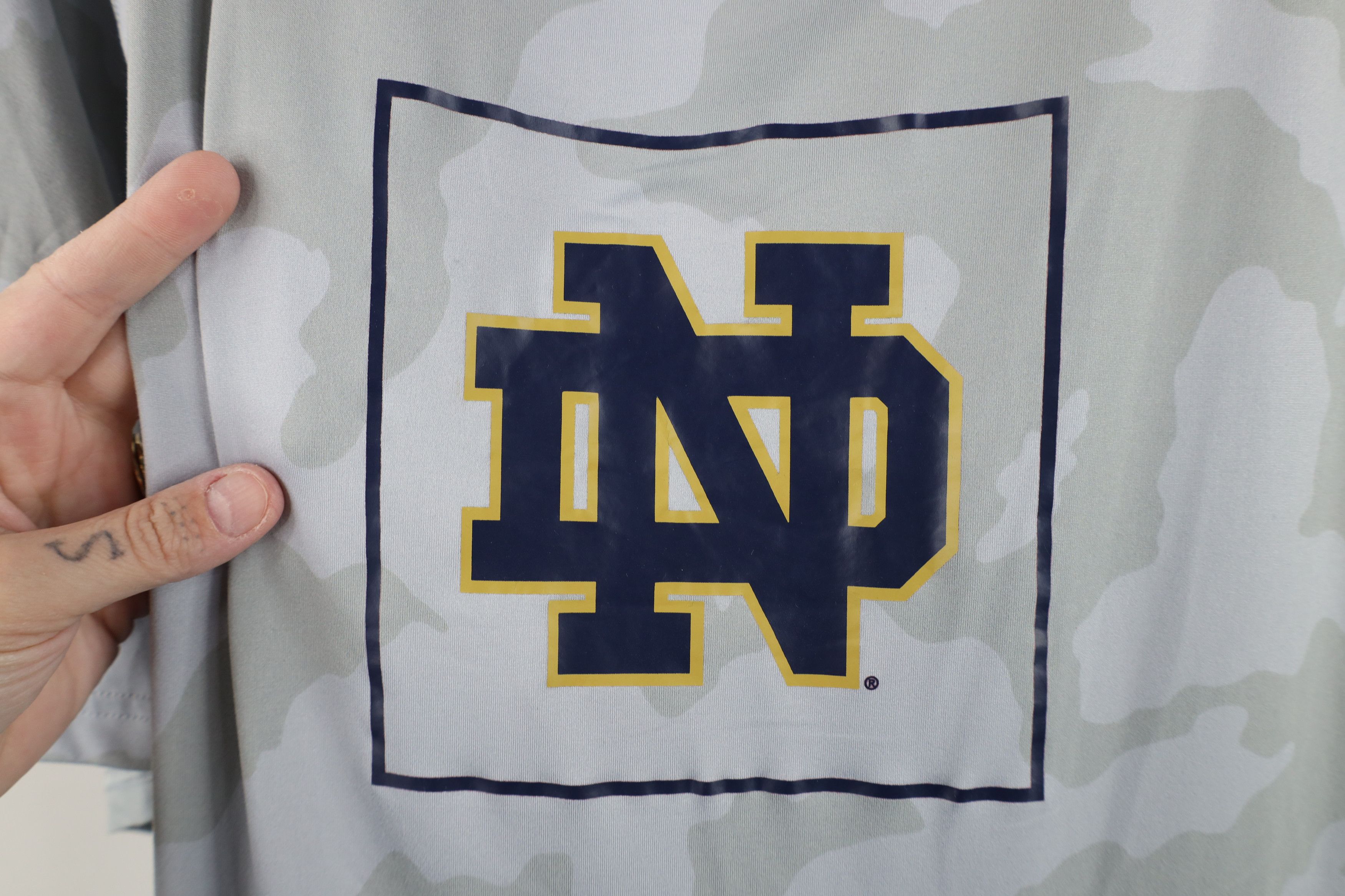 Under Armour Under Armour Notre Dame University Camouflage T-Shirt Size US XXL / EU 58 / 5 - 4 Thumbnail