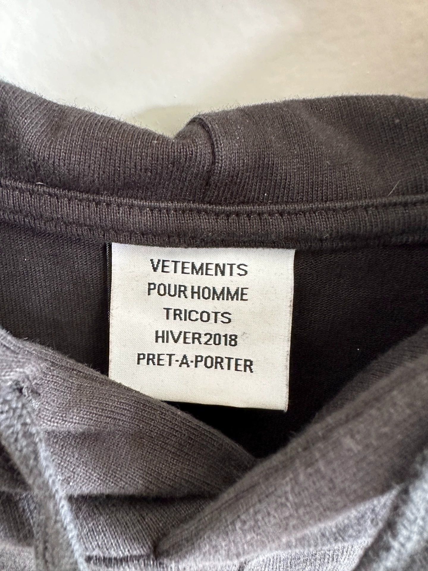 Vetements Vetements Antwerp Printed Decon Short Hoodie S Size US S / EU 44-46 / 1 - 5 Thumbnail