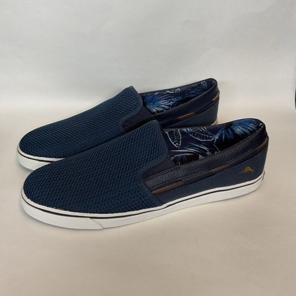 Tommy Bahama Tommy Bahama Slip On Mesh Beach Casual Sneakers Men Size 14D Size US 14 / EU 47 - 11 Thumbnail