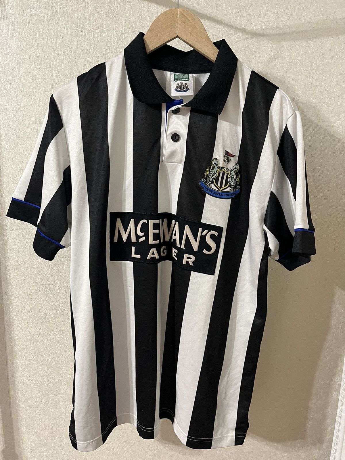 Other Score Draw Newcastle 90s Retro Jersey Size US XL / EU 56 / 4 - 1 Thumbnail