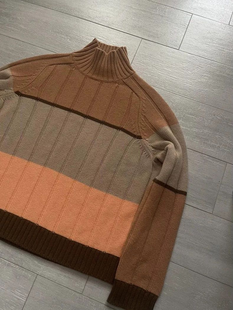 Loro Piana LORO PIANA She's wearing a cashmere cardigan Size S / US 4 / IT 40 - 4 Thumbnail