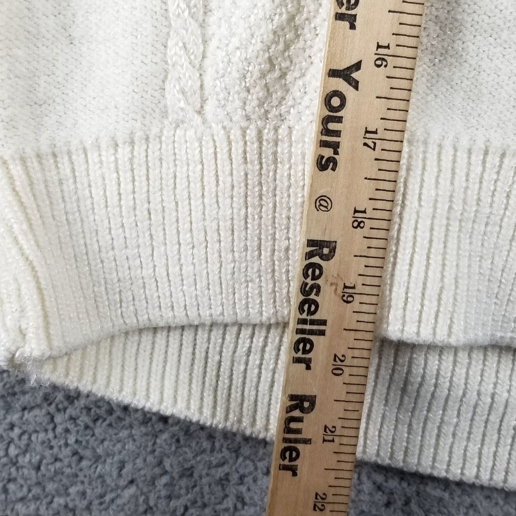 Vintage VINTAGE Mademoiselle Fisherman Cable Knit Sweater Business Casual Wool Blend Women’s Crew Neck Medium Ivory 90s Sweater Mens Women Size M / US 6-8 / IT 42-44 - 4 Thumbnail