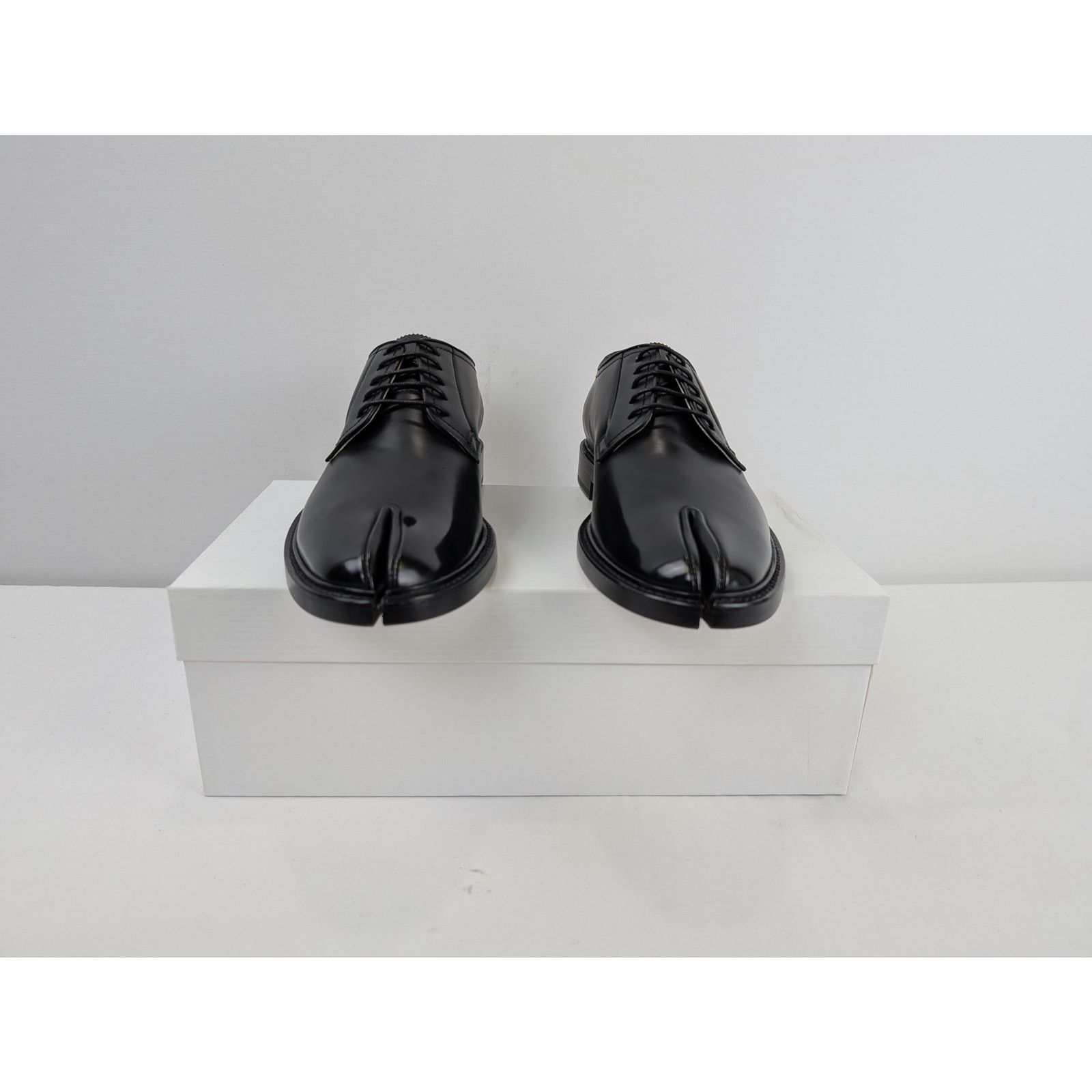 Maison Margiela o1rshd1 Q:4 / Classic Tabi Derby Shoe Boots in Black Size US 11 / EU 44 - 17 Thumbnail