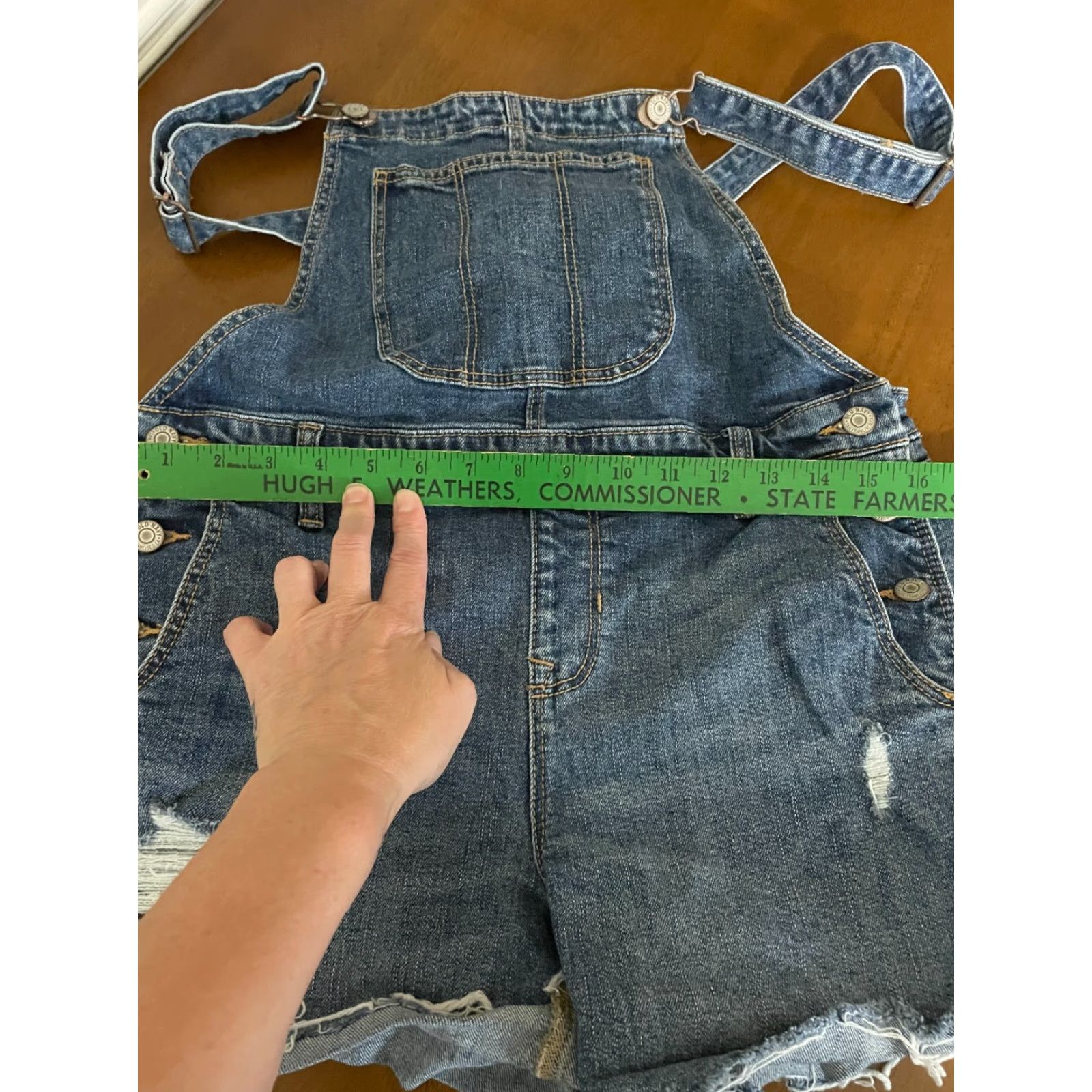 VINTAGE Old Navy Womens Distressed Denim Bib Carpenter Shorteralls Cuff Overalls Size S Blue 90s Grunge Western Denim Casual Shortalls Womens Size S