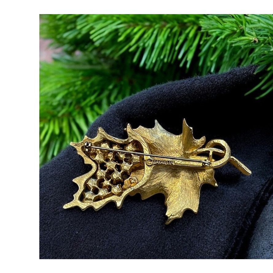 Unknown London Vintage Sarah Coventry Gold 2 Leaf Broach Jewelry Pin Stones Size ONE SIZE - 2 Thumbnail