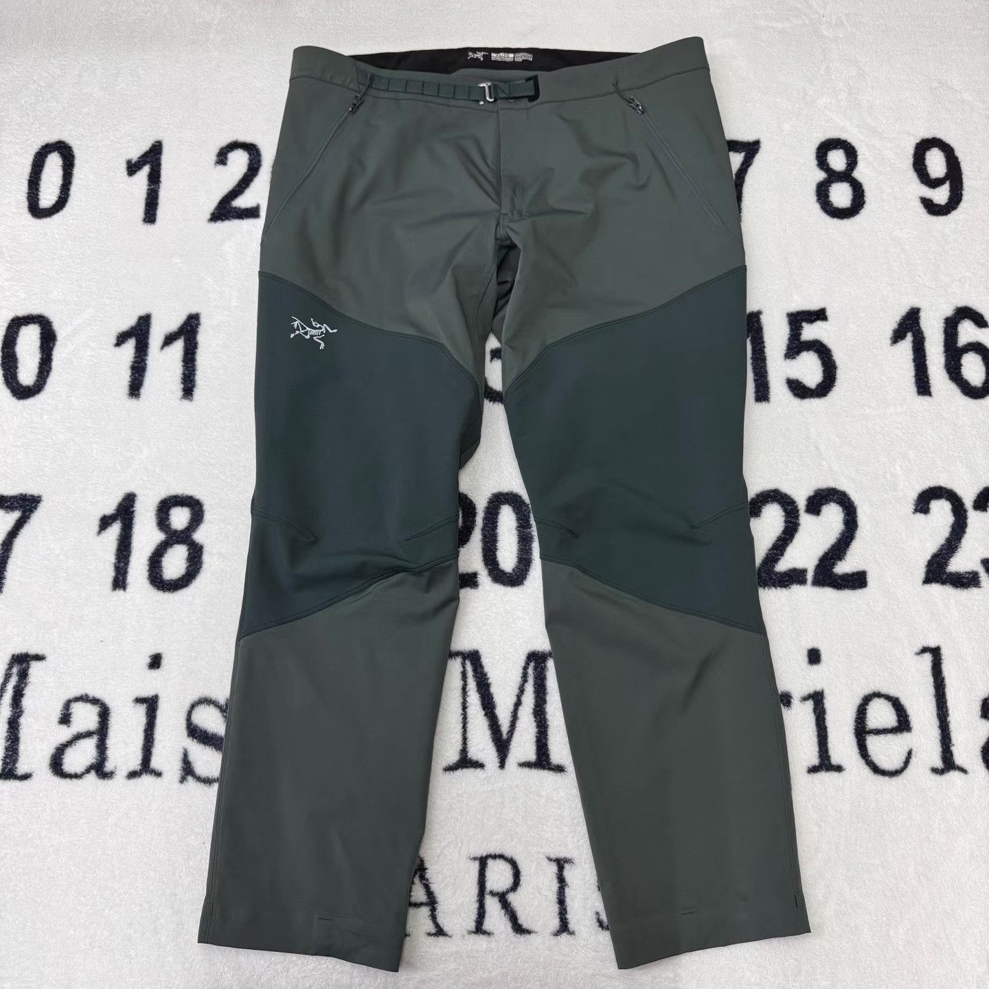Arc'teryx Arc'teryx Gamma Green Softshell Pants Q10 Size US 38 / EU 54 - 1 Thumbnail