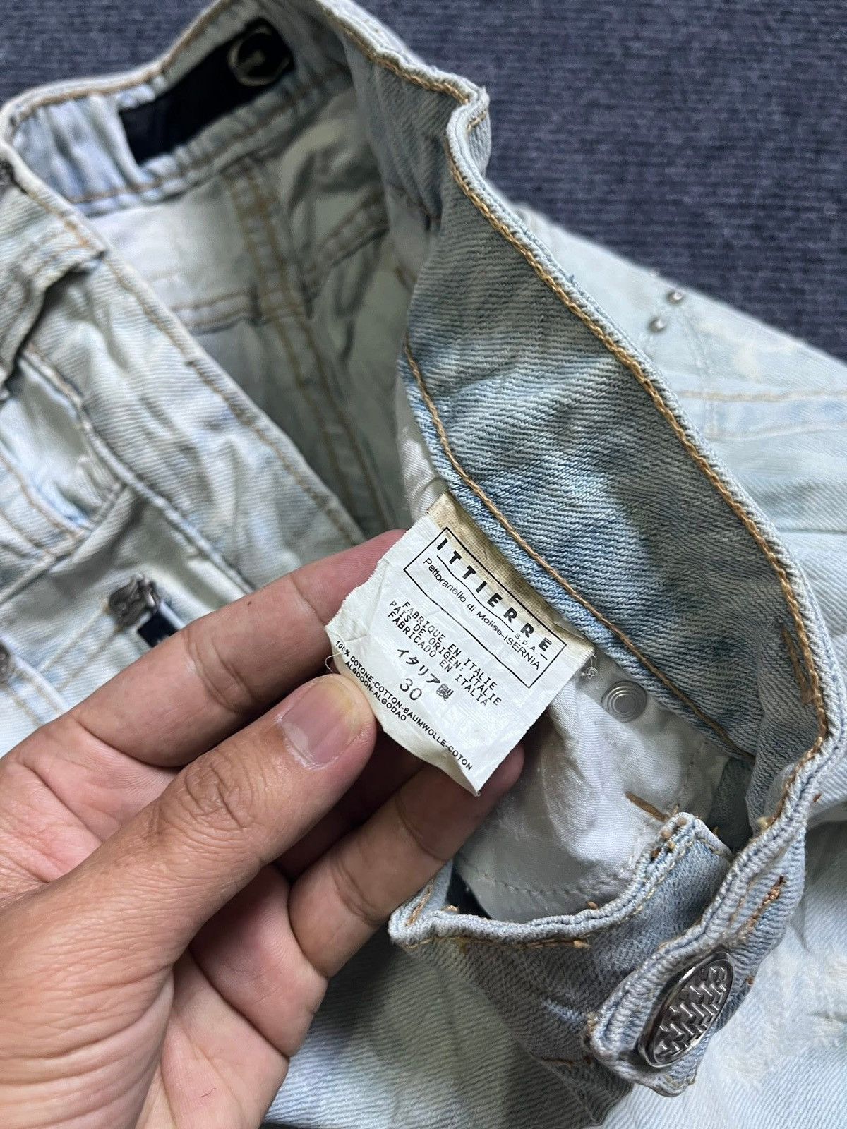 Just Cavalli Just Cavalli Y2K light wash featuring ripped details Size 30" / US 8 / IT 44 - 13 Thumbnail