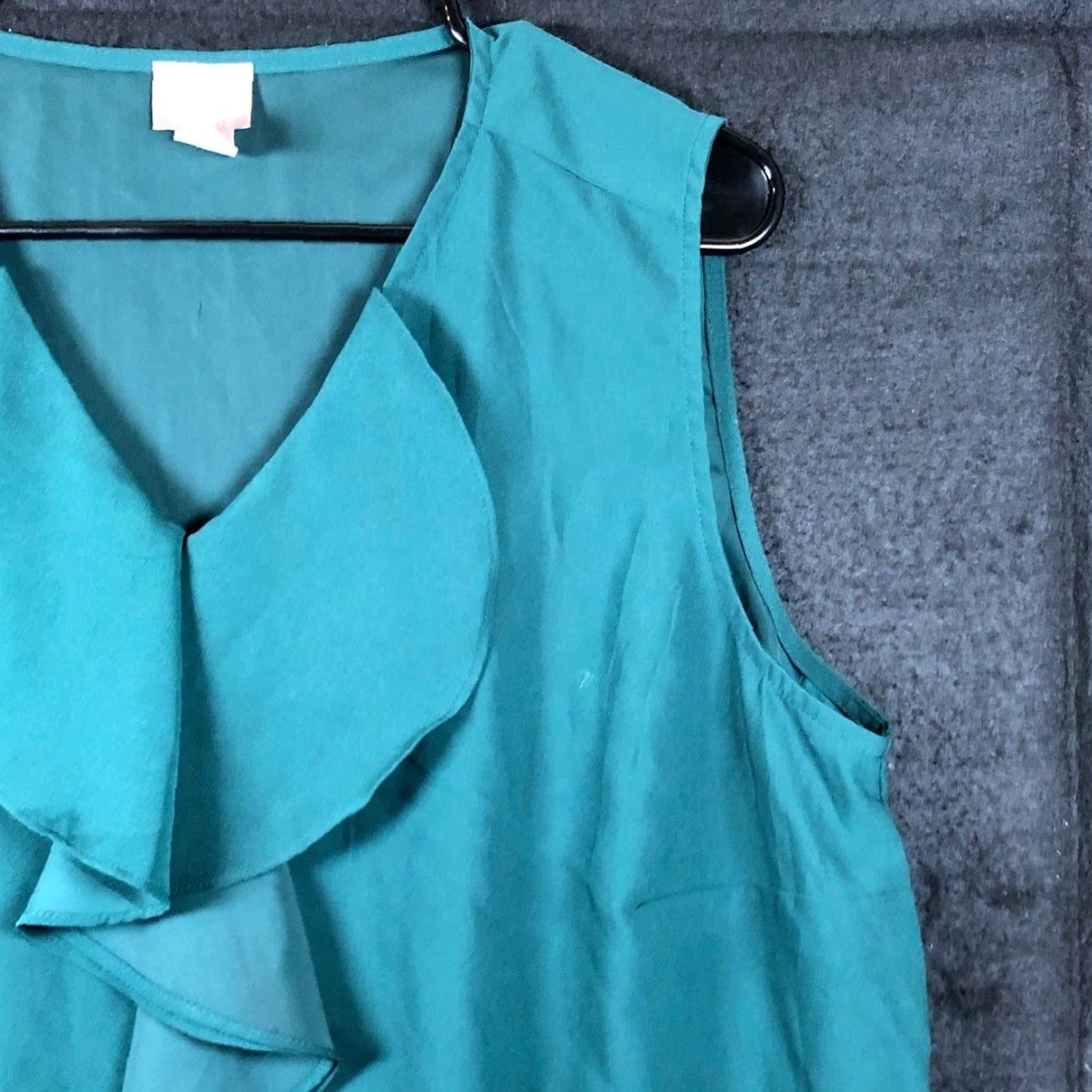 Vintage Chicos Womens Blouse Green Sleeveless Ruffle Front Lightweight Sheer 2 (L) Size L / US 10 / IT 46 - 5 Thumbnail