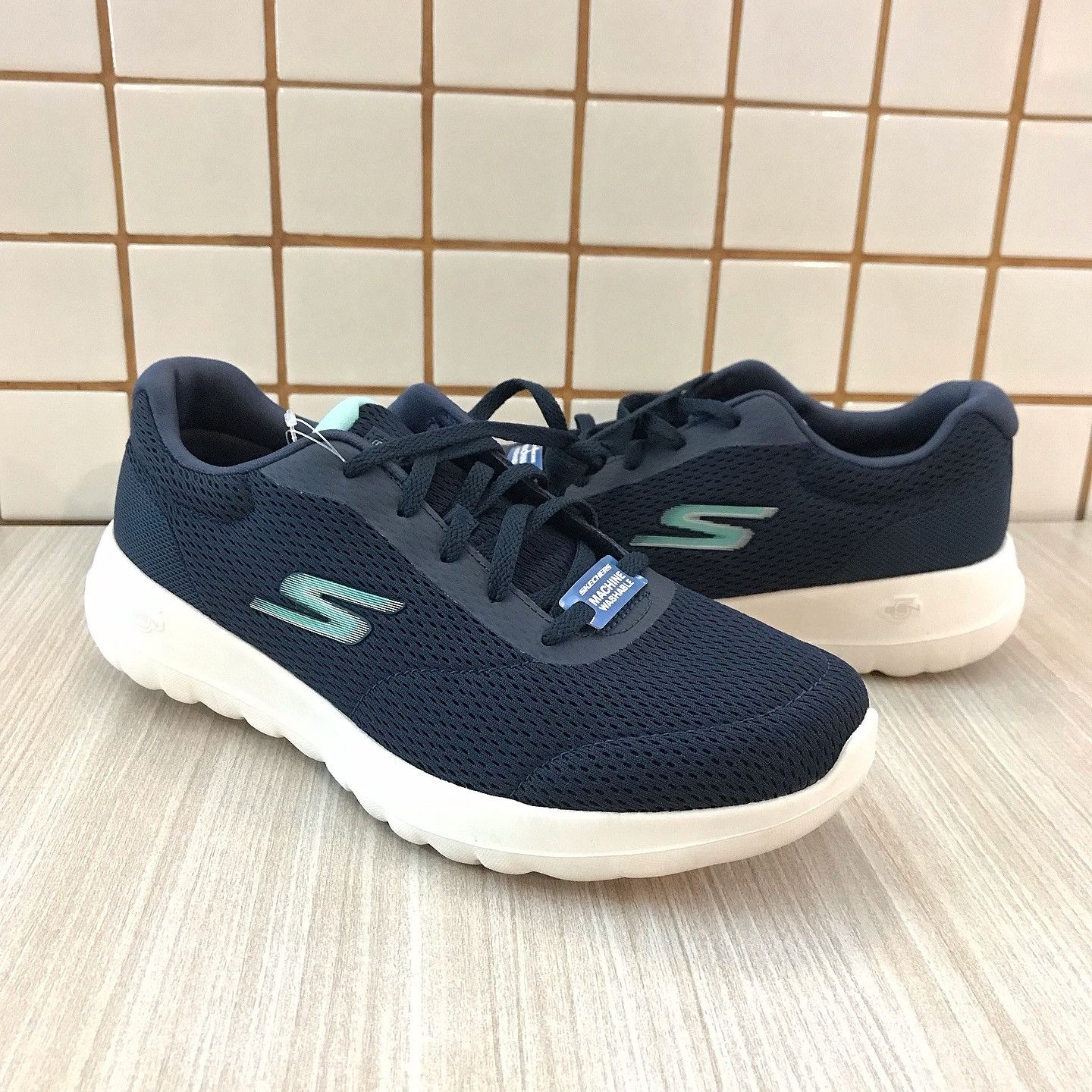 SKECHERS Skechers Run Running Go Skechers GOwalk Joy - Adie tennis Size US 5 / IT 35 - 1 Thumbnail