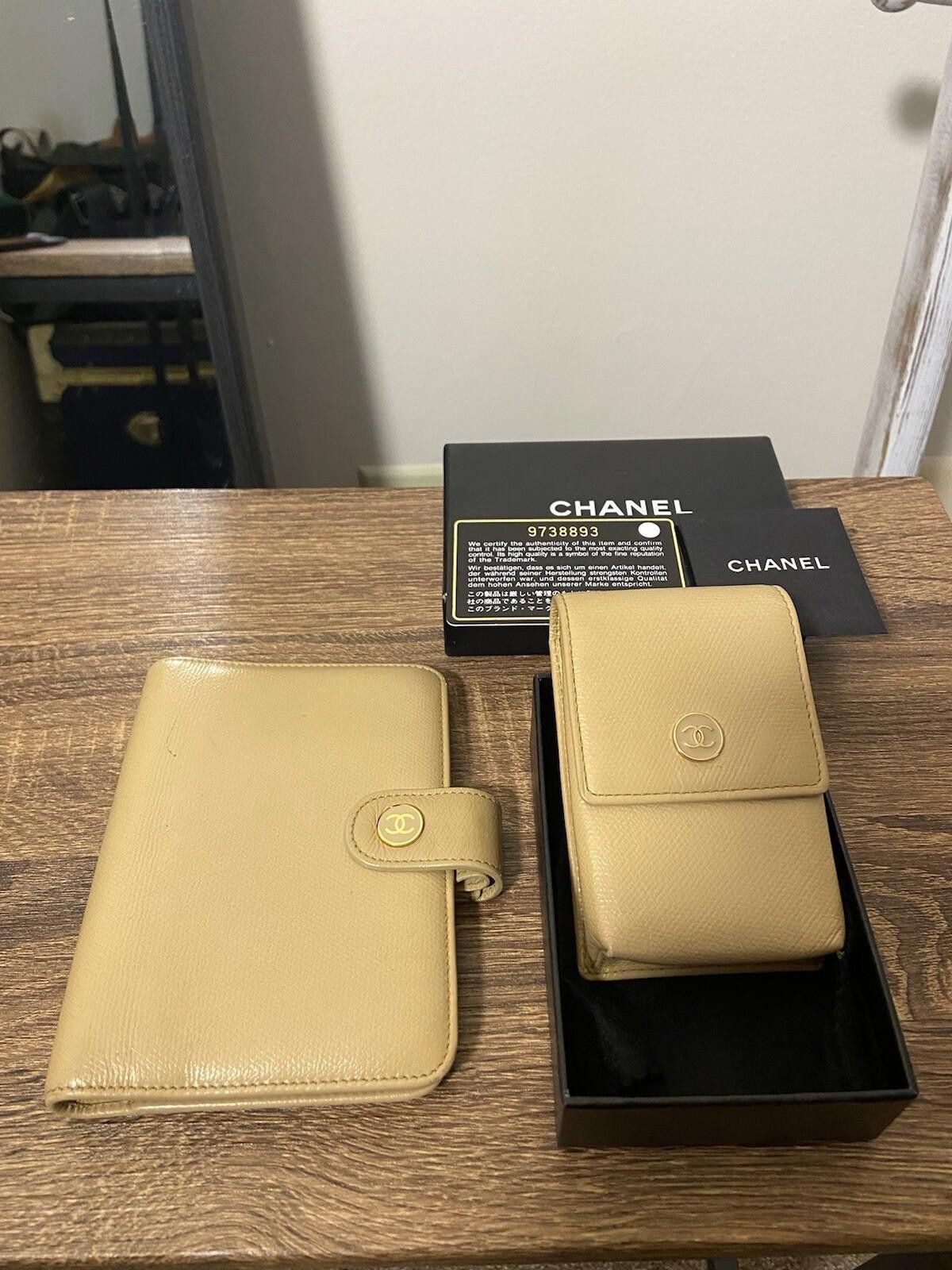 Chanel Chanel beige leather cigarette case+agenda journal cover set Size ONE SIZE - 1 Thumbnail