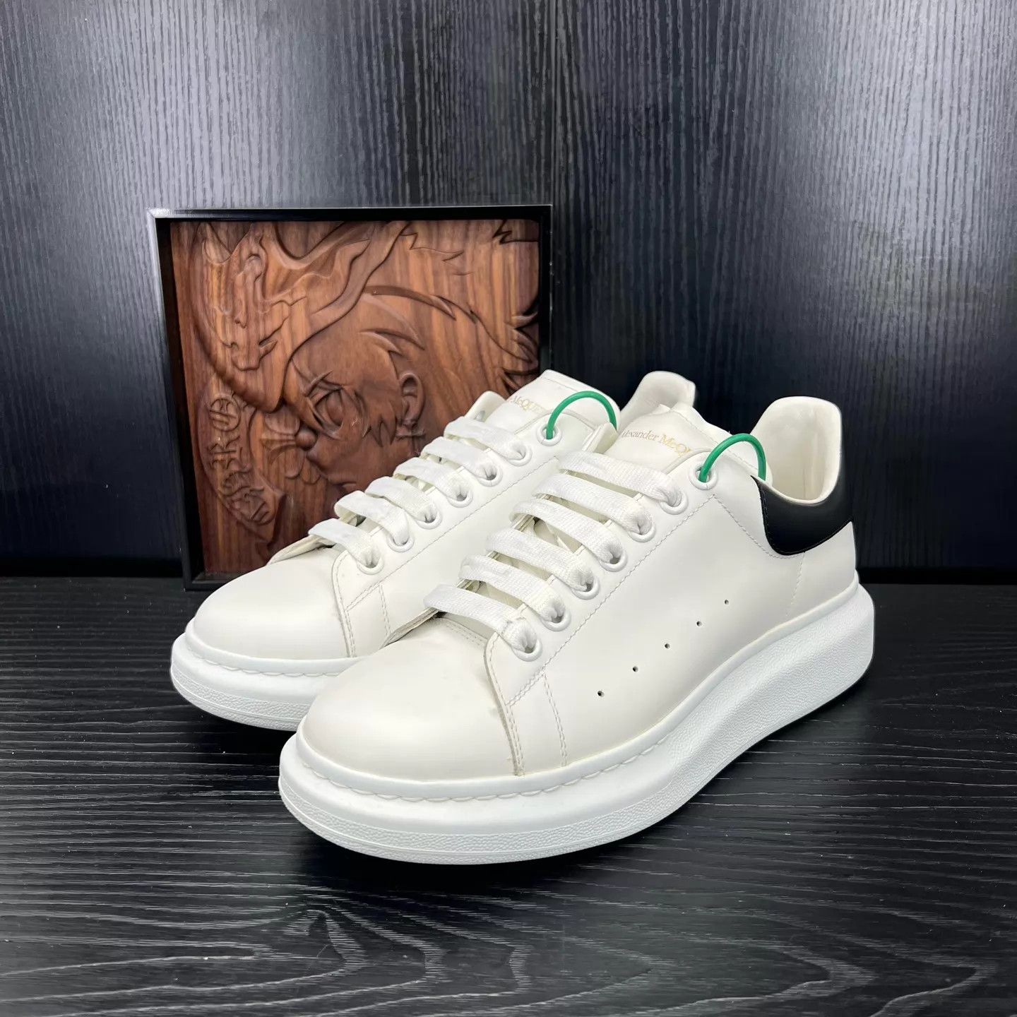 Alexander McQueen Alexander McQueen Black Tail Smooth Calf 41 Size US 8 / EU 41 - 1 Thumbnail