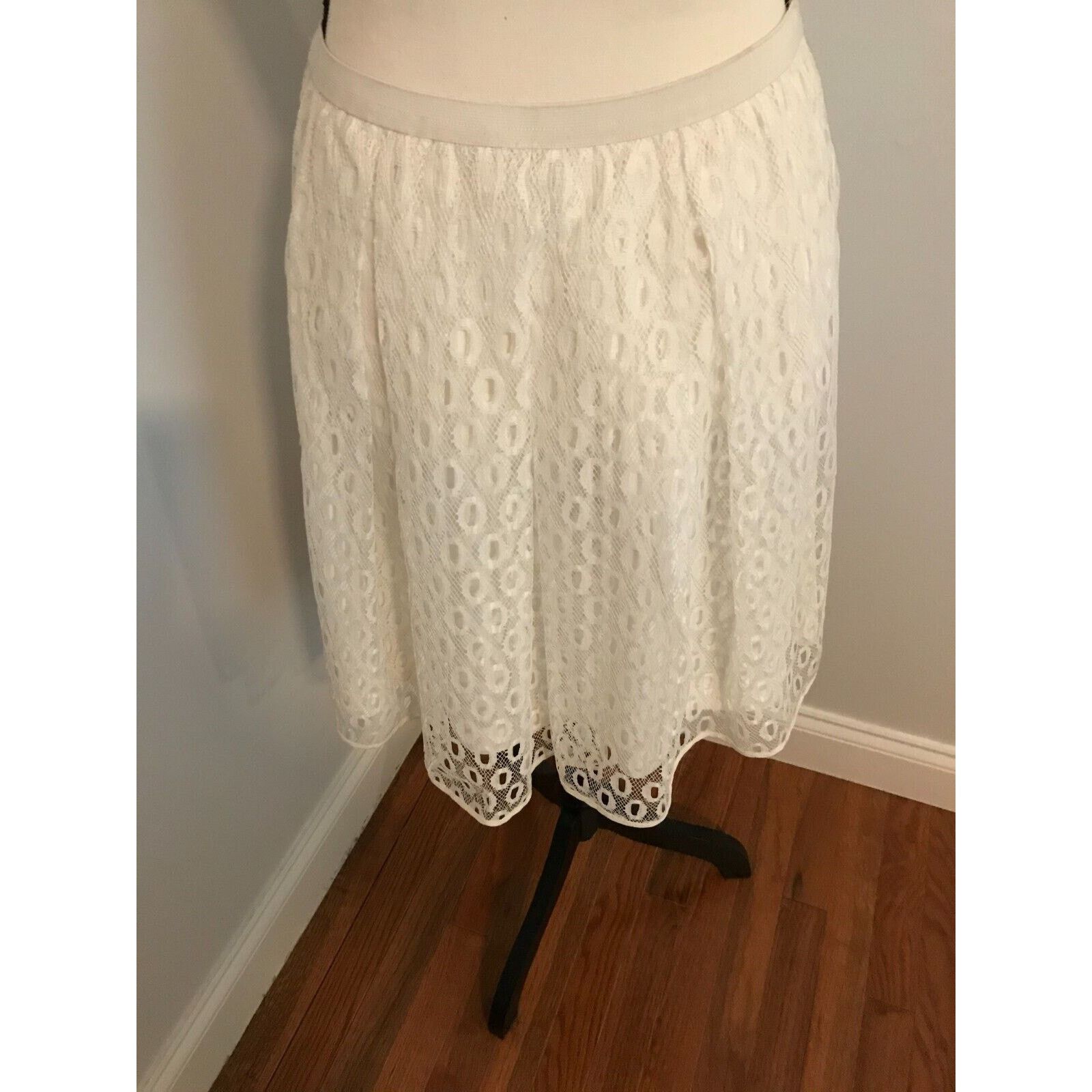 Anthropologie Anthropologie Maeve Lace White Overlay Skirt with Pockets Size 25" / US 0 / IT 36 - 3 Thumbnail