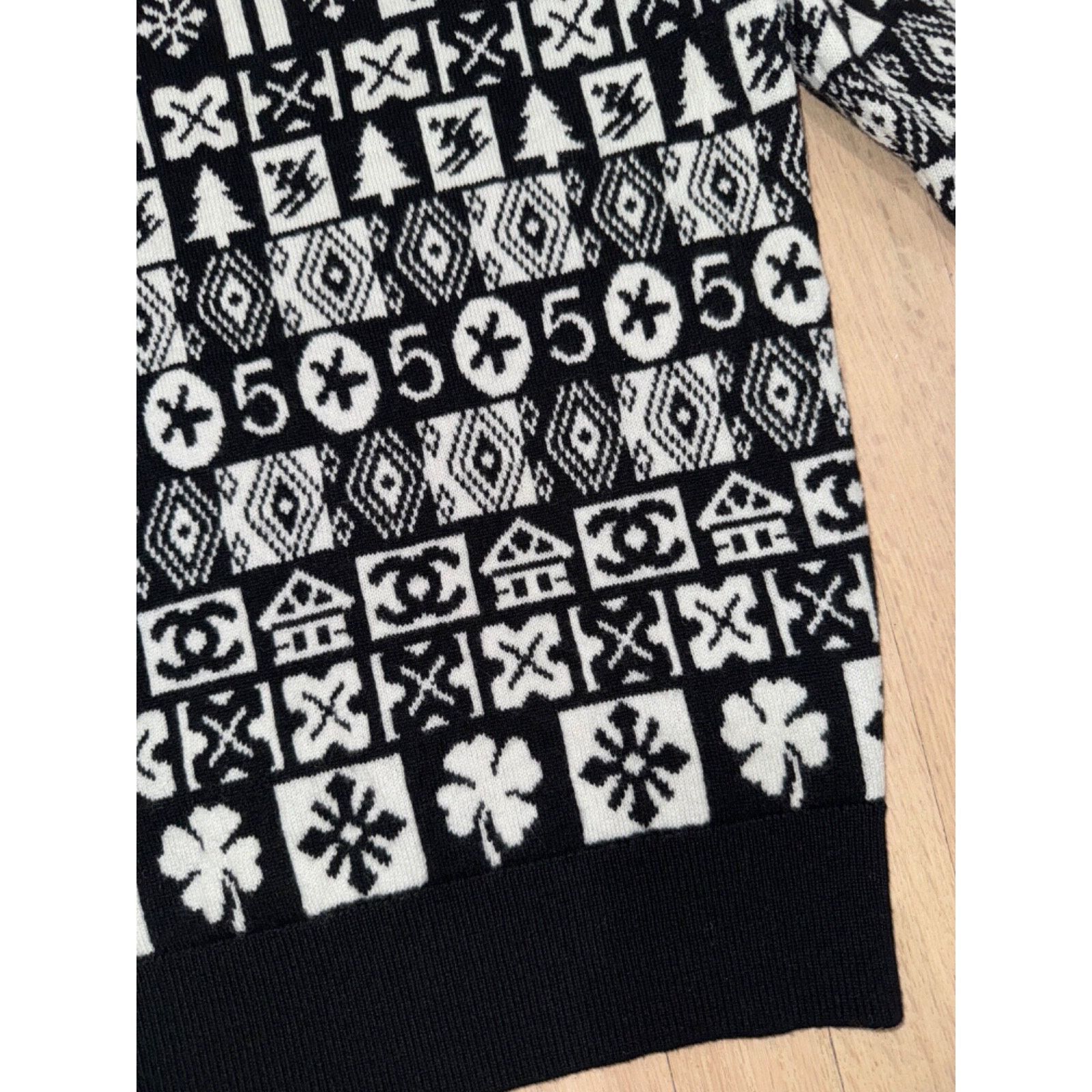 Chanel Chanel 19B Coco Neige Ski Black White CC Long Sleeve Size XS / US 0-2 / IT 36-38 - 11 Thumbnail