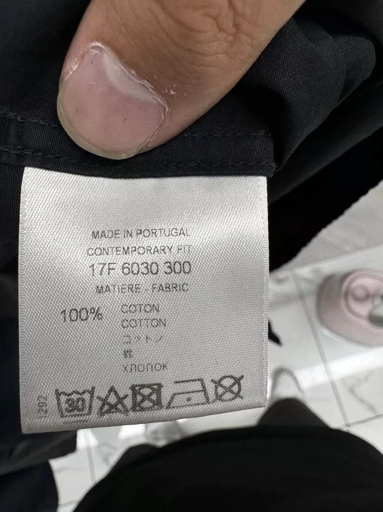 Givenchy Givenchy Sise37 Shark Shirt Size US M / EU 48-50 / 2 - 5 Thumbnail