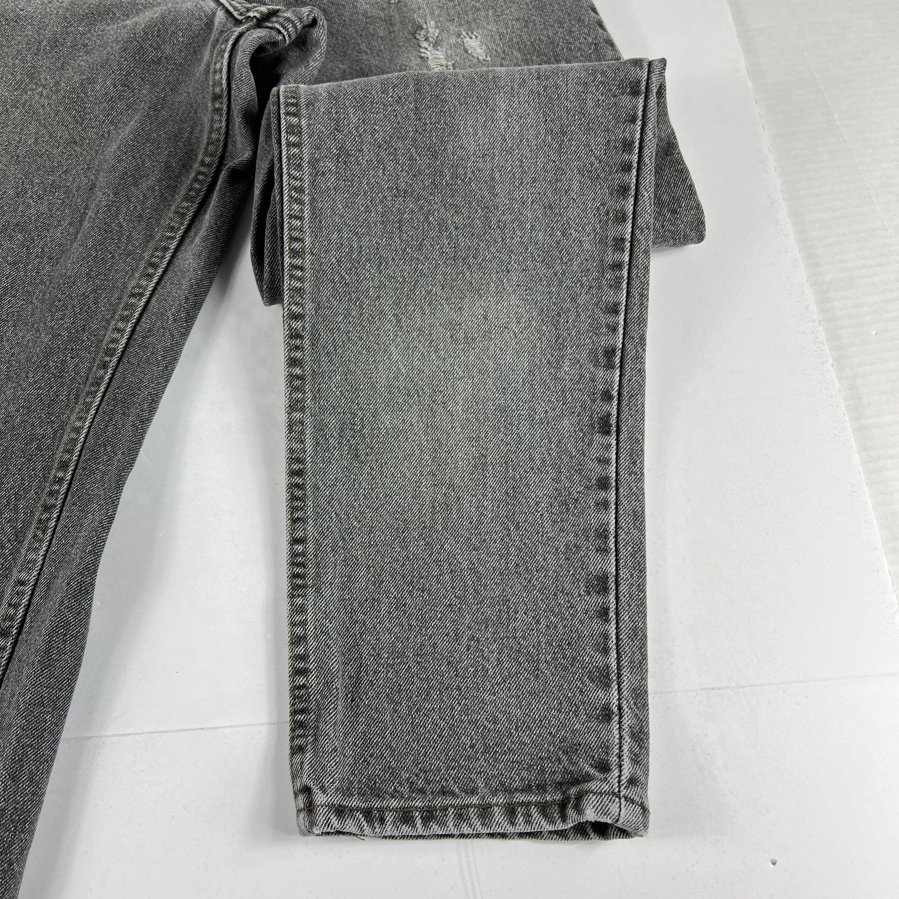 Levi's × Vintage VTG 80s Levi's Jean 550 Relaxed Black Faded Thrashed Denim Size US 30 / EU 46 - 9 Thumbnail