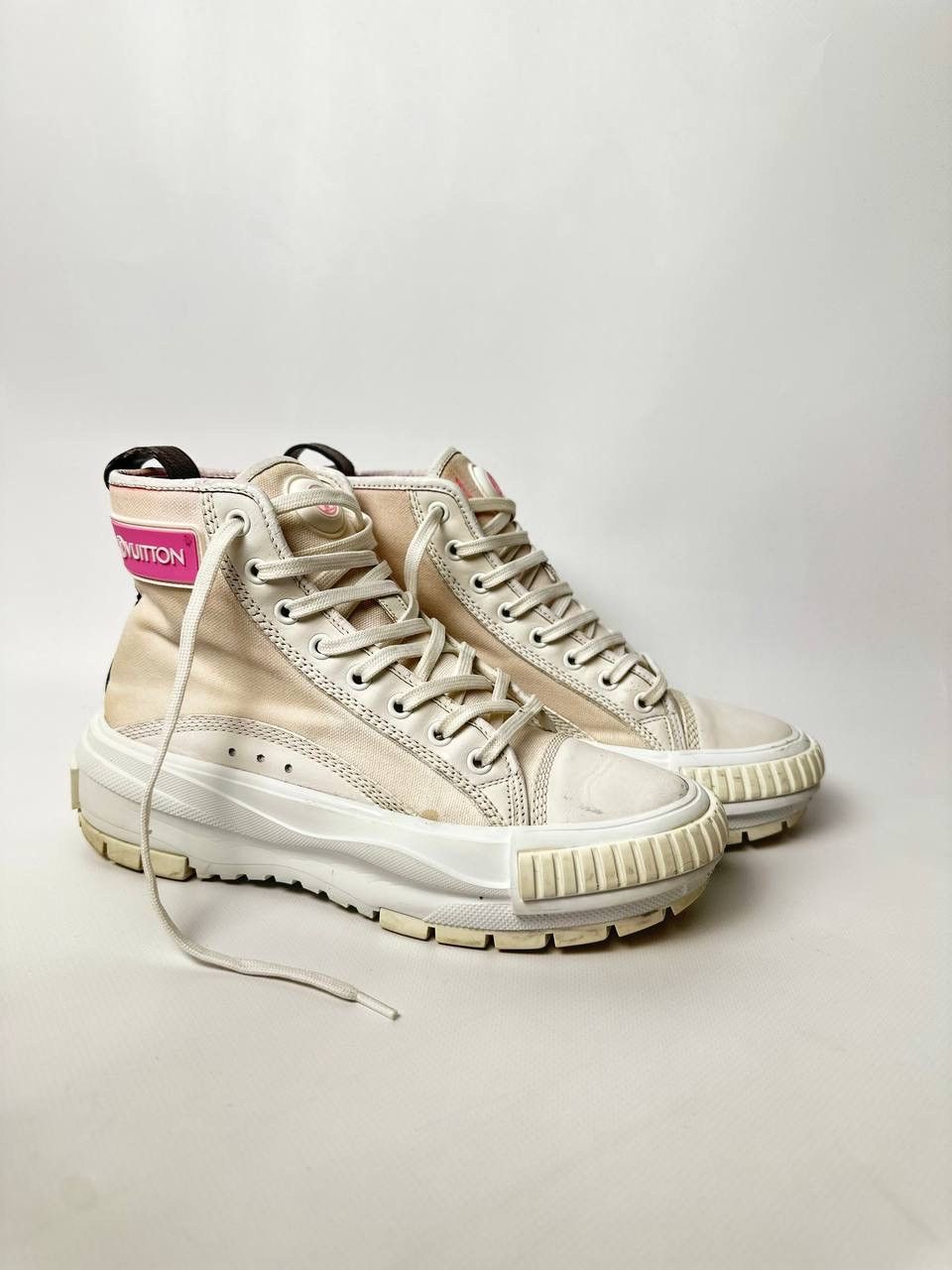 Louis Vuitton Womens High Trainers Pink Shoes