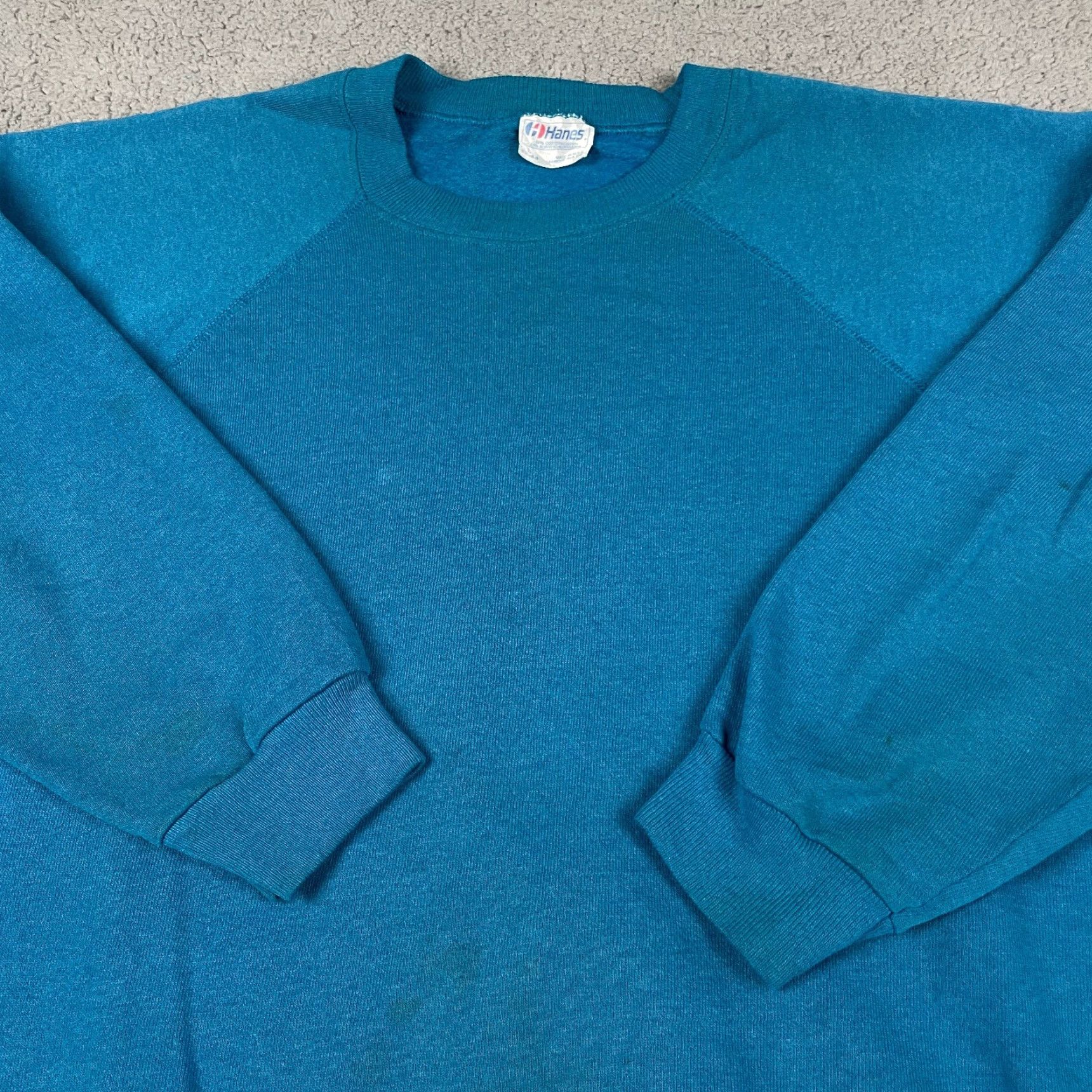 Hanes VINTAGE Hanes Sweatshirt Adult Large Green Teal 80s 90s Pullover USA Made Crew Neck Mens Sweatshirt Size US L / EU 52-54 / 3 - 2 Thumbnail