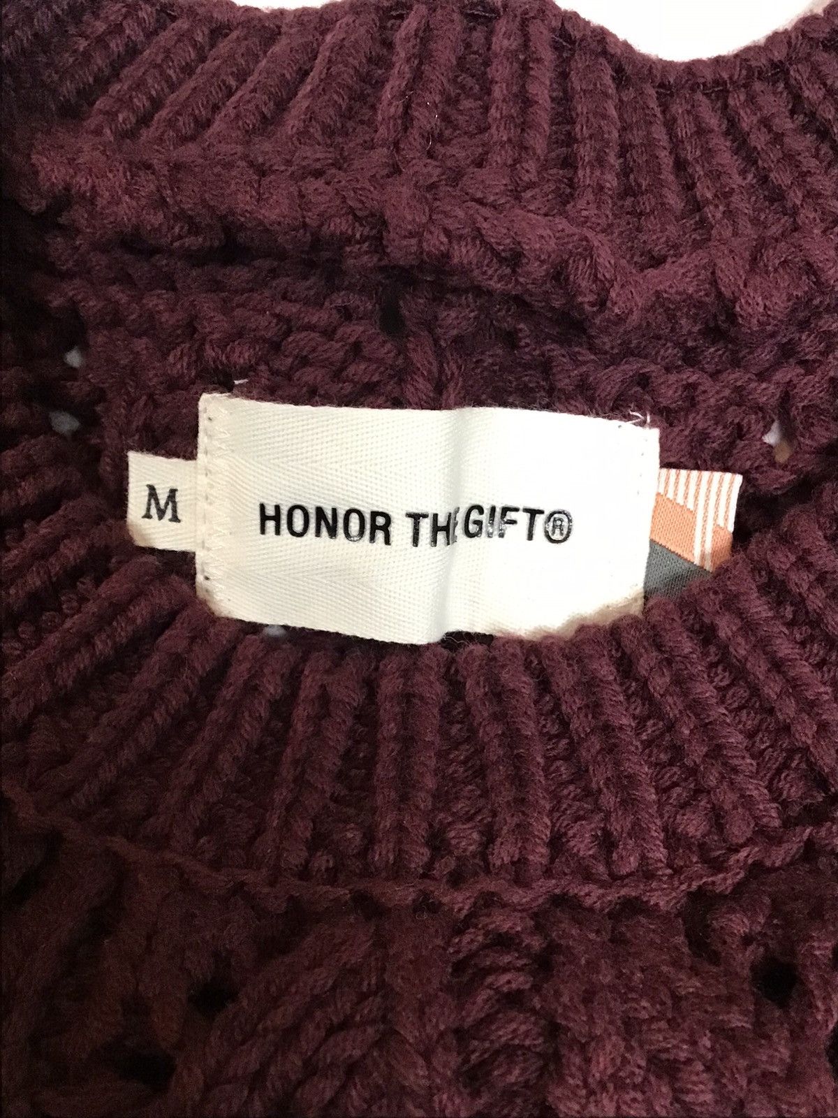 Honor the Gift HONOR THE GIFT D-HOLIDAY CABLE SWEATER - BERRY Size US XL / EU 56 / 4 - 5 Thumbnail
