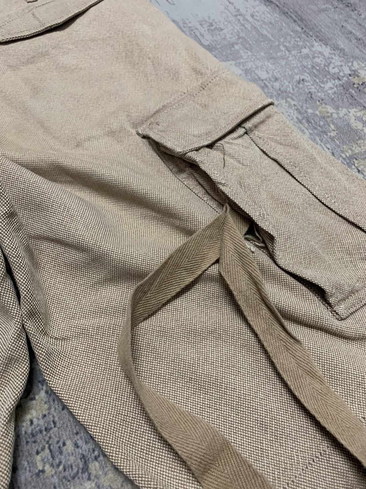 General Research 1997s General Research Bondage Cargo Shorts Size US 31 - 11 Thumbnail