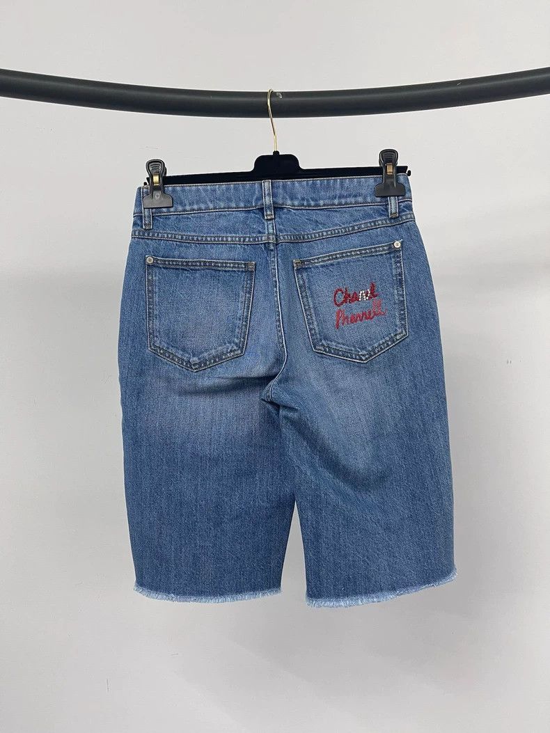 Chanel Chanel Feidong co-branded denim shorts Size 24" / US 00 / IT 34 - 2 Thumbnail